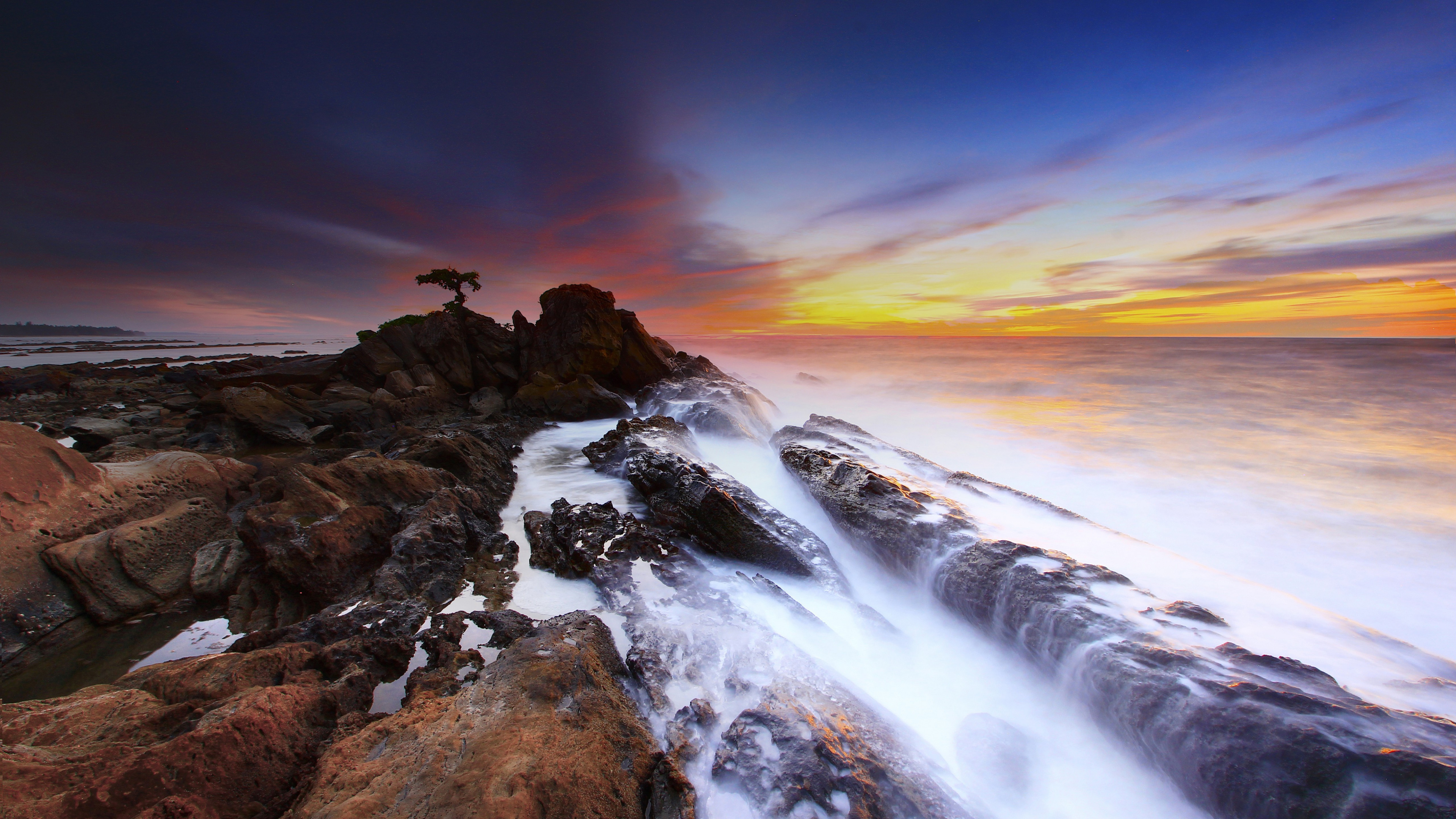 {海岸, 大海, 岸边, 余辉, 自然景观 4K Ultra HD 壁纸,3840x2160 性质 图片,桌面背景和图片。