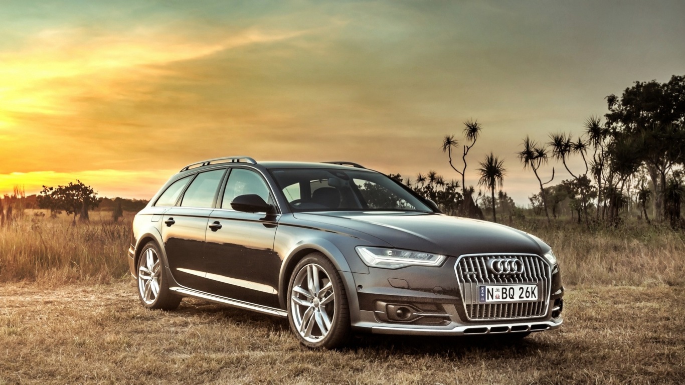 Silver Mercedes Benz g 63. Wallpaper in 1366x768 Resolution