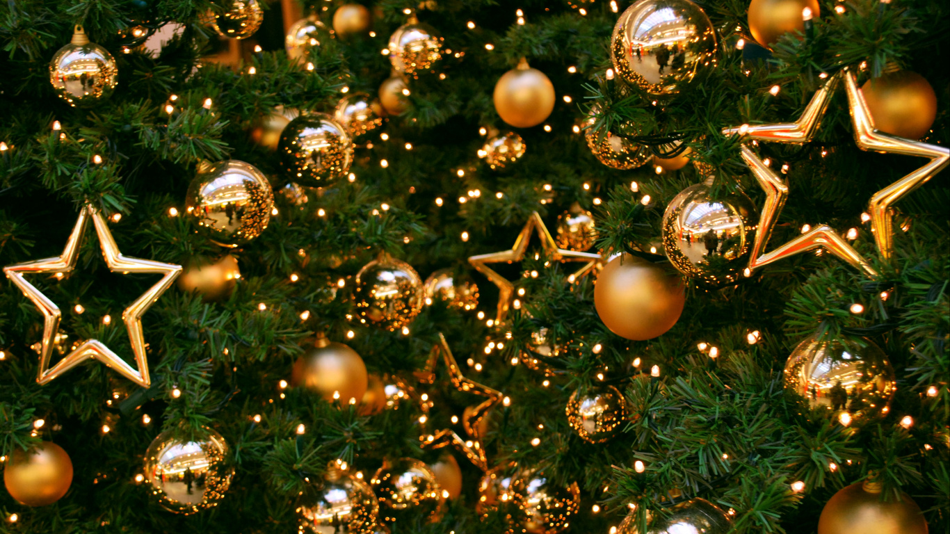 Christmas Tree, Christmas Day, Holiday, Christmas Ornament, New Year. Wallpaper in 1366x768 Resolution