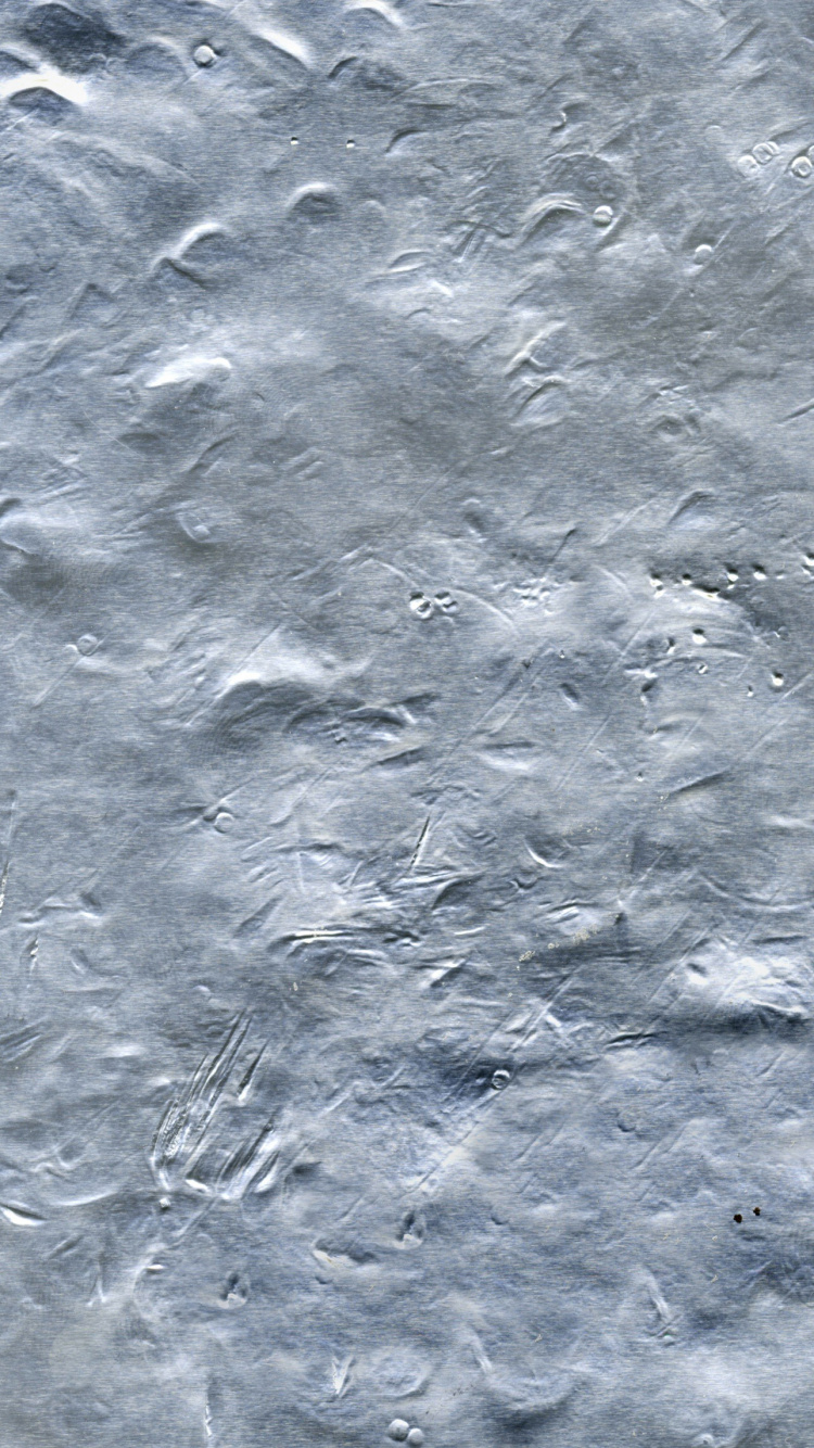 Brauner Sand Mit Wassertropfen. Wallpaper in 750x1334 Resolution