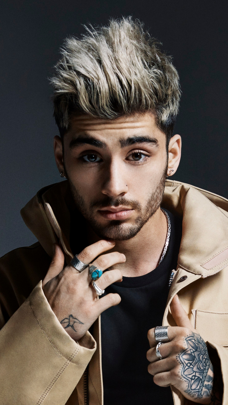 Zayn Malik, Mind of Mine, PILLOWTALK, Hairstyle, Fashion. Wallpaper in 750x1334 Resolution
