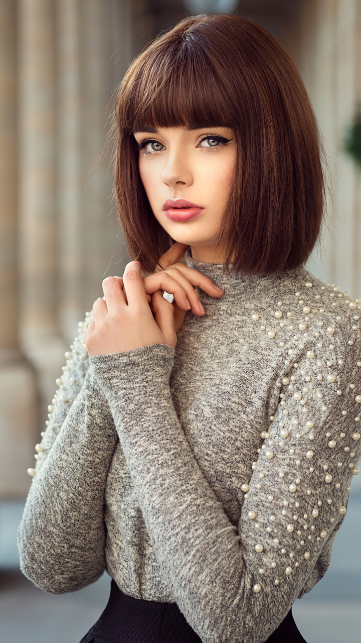 Frisur, Haar, Lippe, Street Fashion, Hals. Wallpaper in 720x1280 Resolution