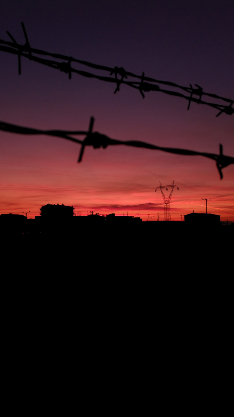 Ligne Électrique Aérienne, Fil Barbelé, Sciences, Atmosphère, Afterglow. Wallpaper in 750x1334 Resolution