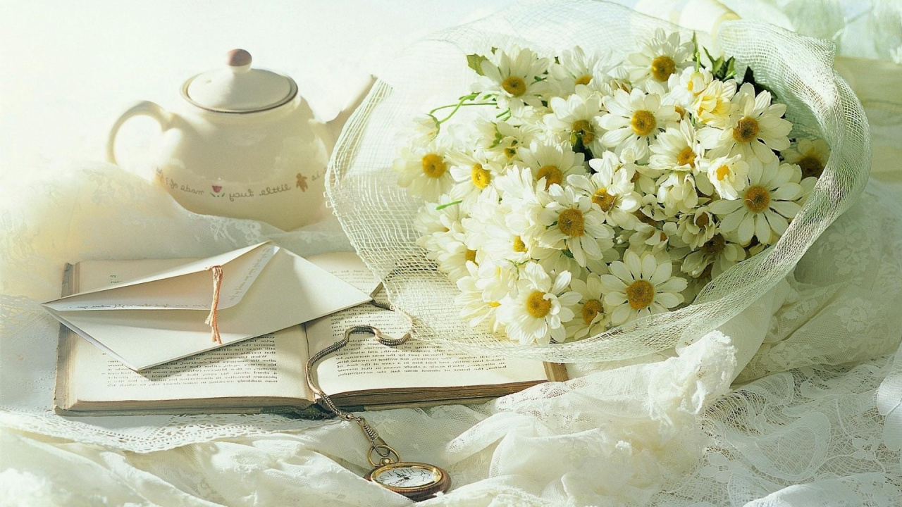 White Flowers on White Table Napkin Beside Silver Fork and Bread Knife. Wallpaper in 1280x720 Resolution