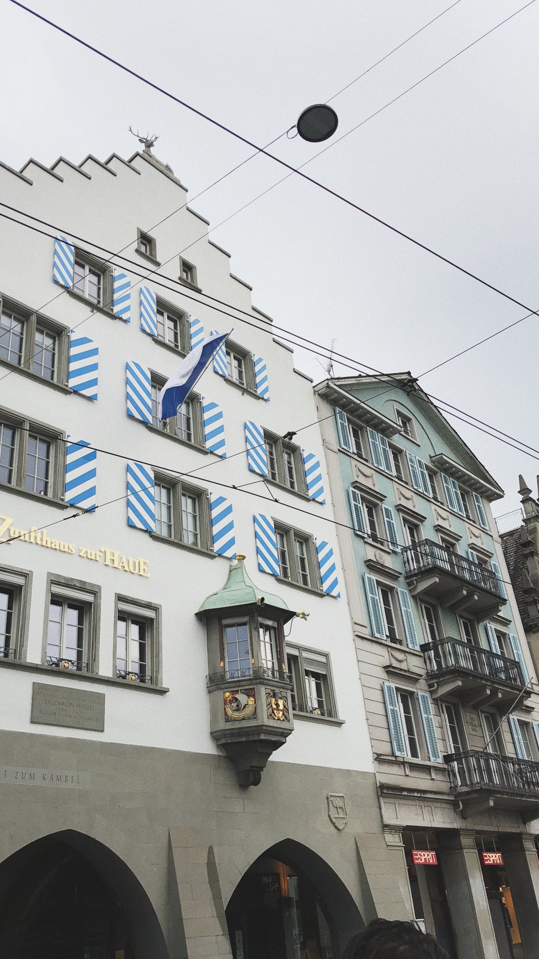 Architecture, Fenêtre, Quartier, Ville, Électricité. Wallpaper in 1080x1920 Resolution