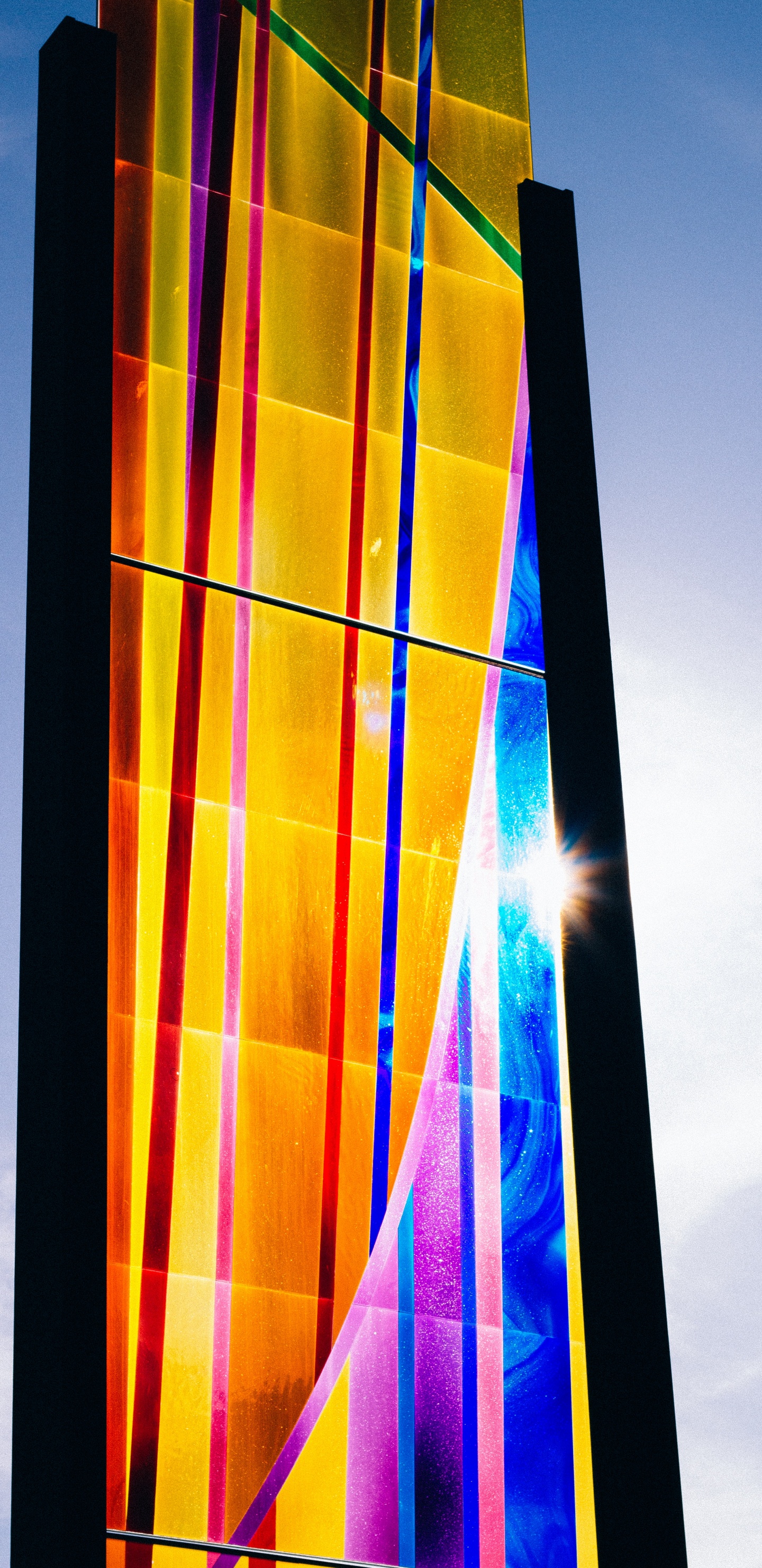 Verre Bleu Rouge et Jaune. Wallpaper in 1440x2960 Resolution