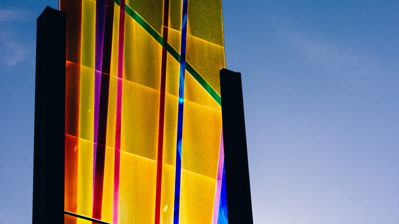 Blue Red and Yellow Glass. Wallpaper in 1280x720 Resolution