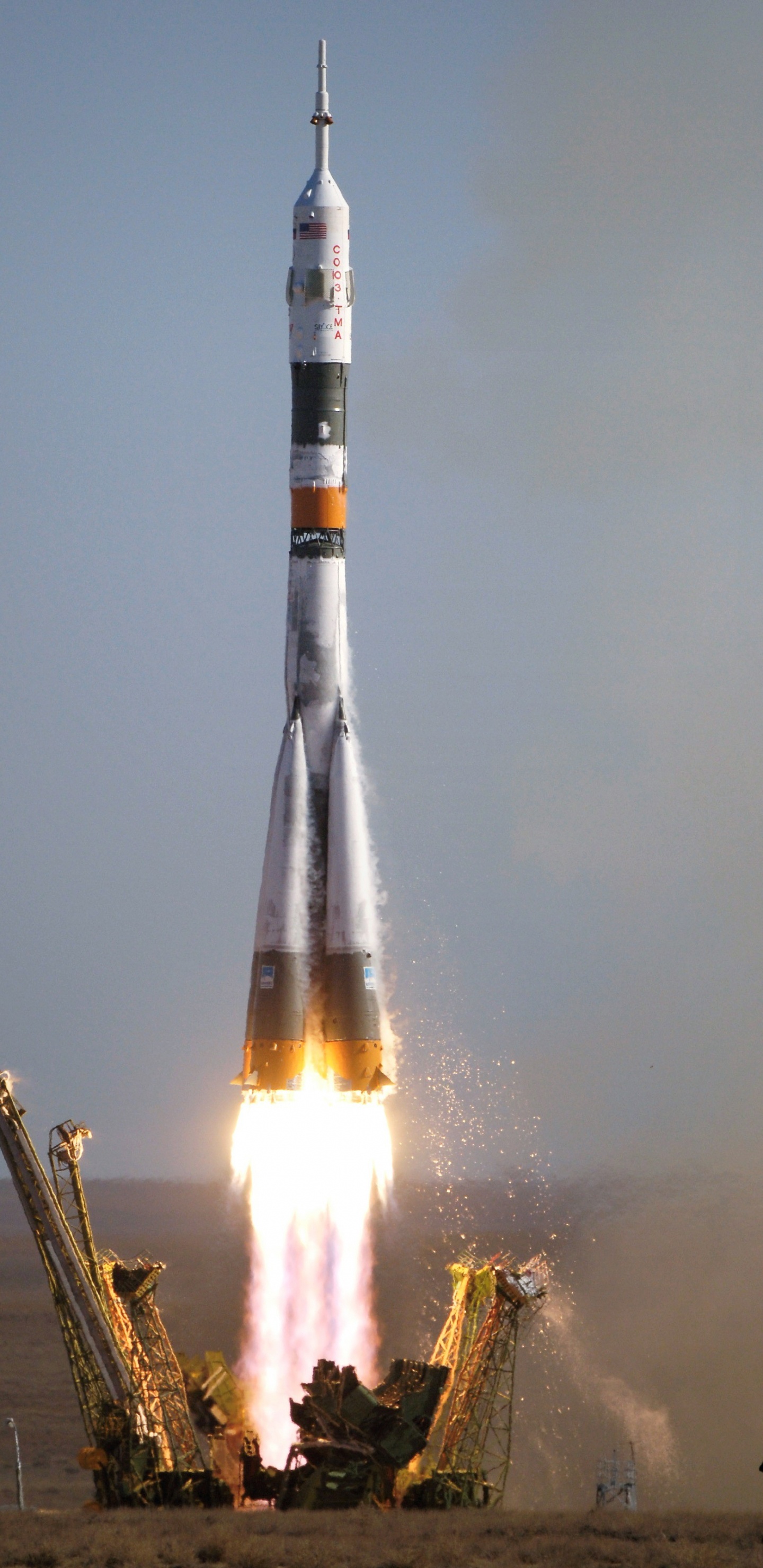 Kosmodrom Baikonur, Sounion, Raumschiff, Menschliche Raumfahrt, Booster. Wallpaper in 1440x2960 Resolution