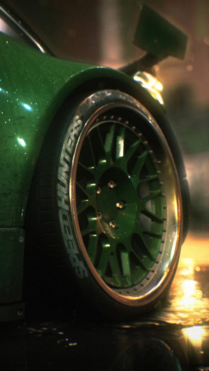 Green Car With Chrome Wheel. Wallpaper in 720x1280 Resolution