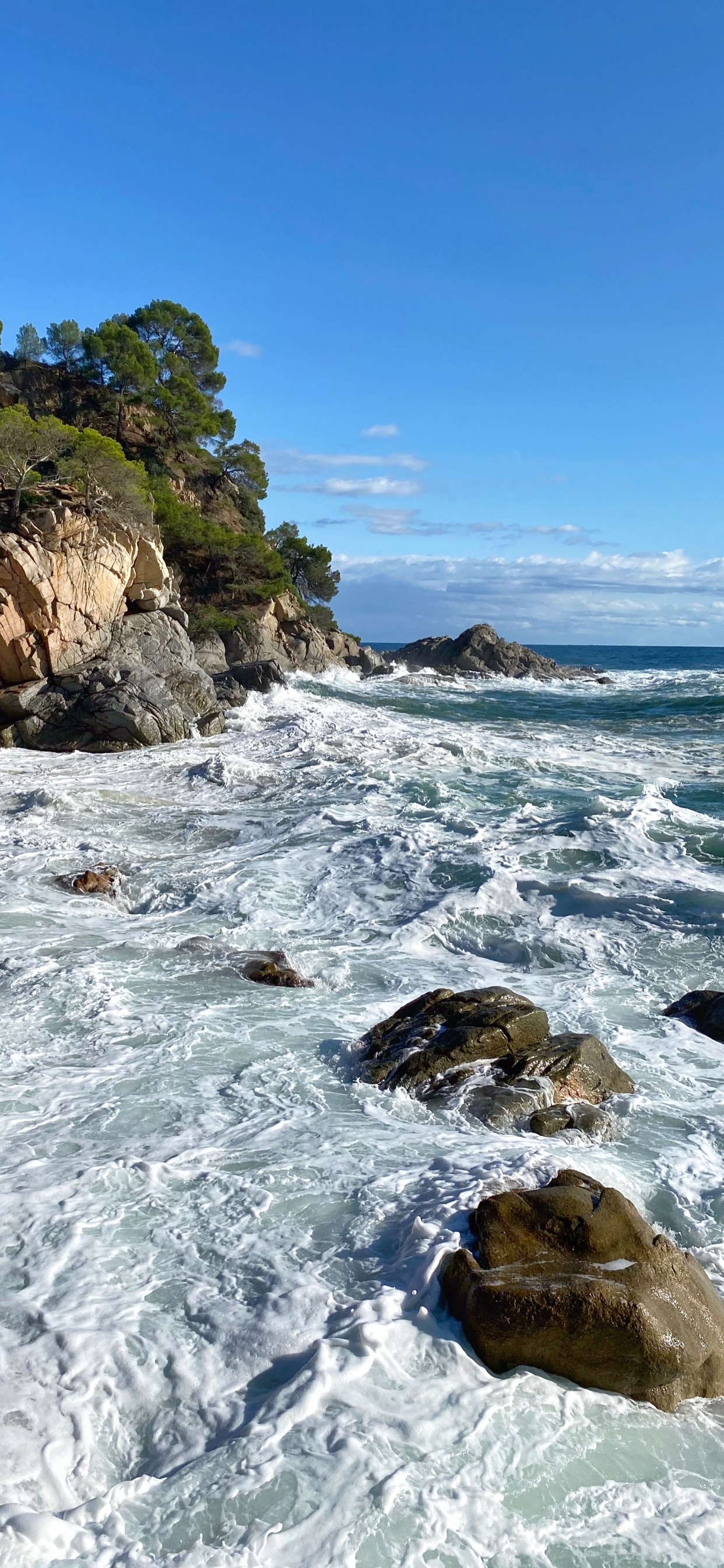 Costa, Cuerpo de Agua, Agua, Oceano, Curso de Agua. Wallpaper in 1242x2688 Resolution