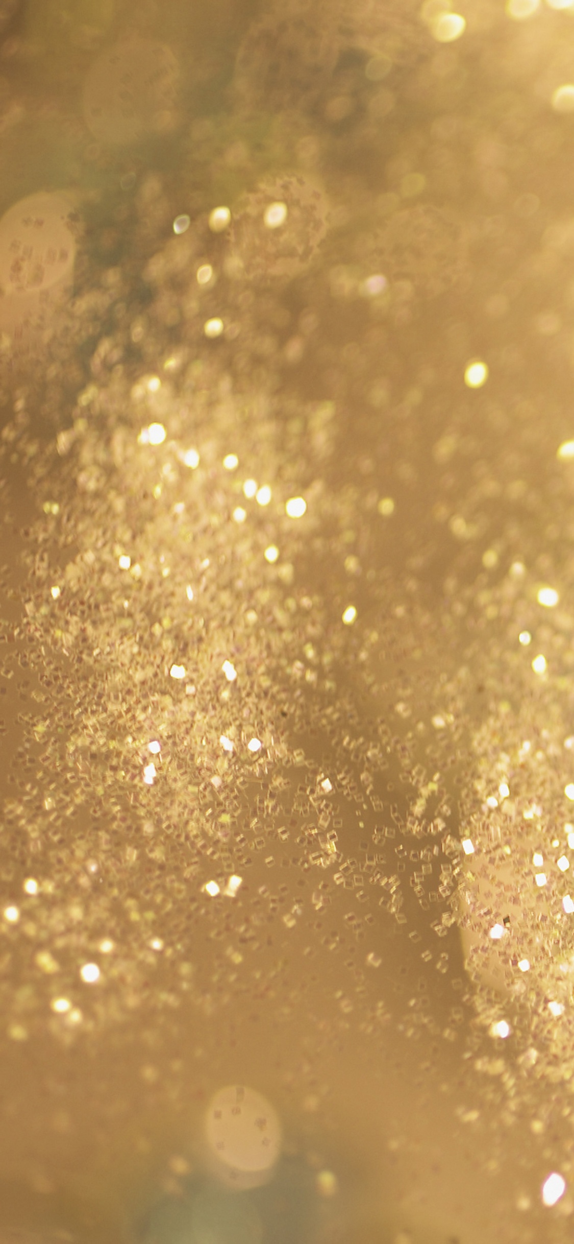 Water Droplets on Brown Surface. Wallpaper in 1125x2436 Resolution