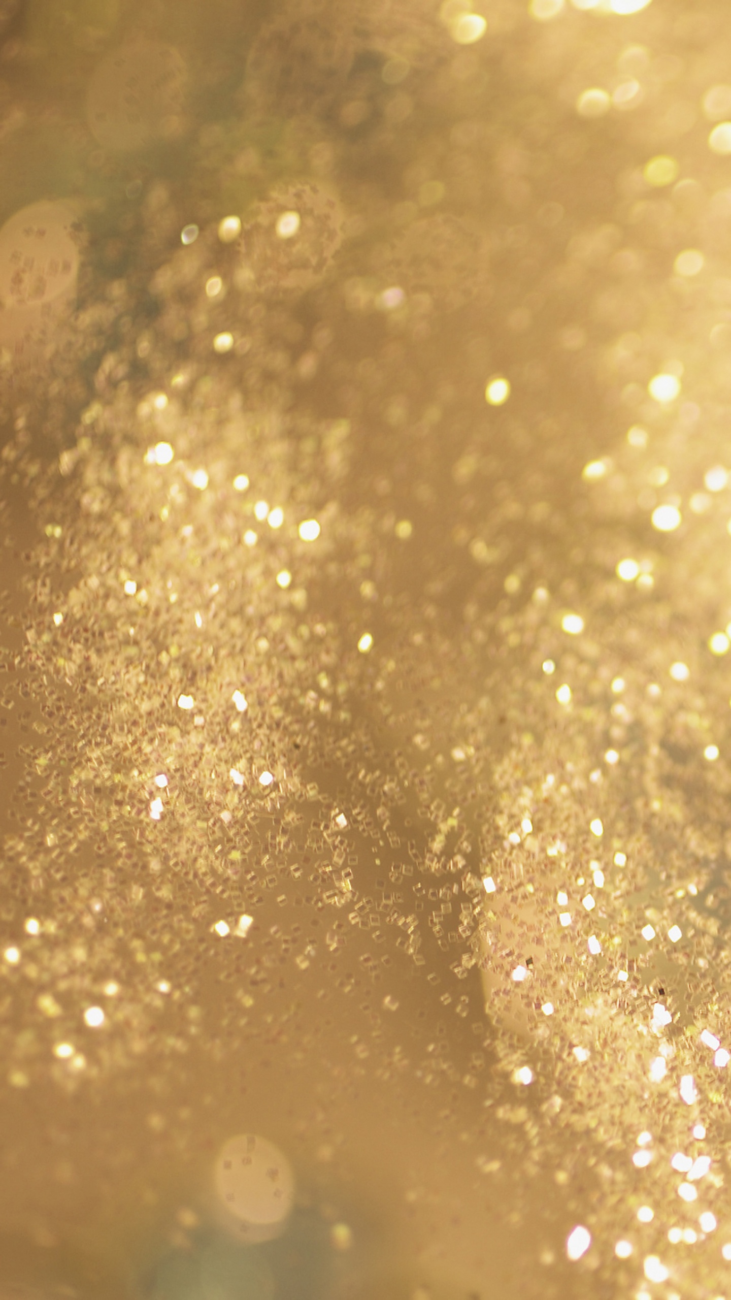 Wassertropfen Auf Brauner Oberfläche. Wallpaper in 1440x2560 Resolution