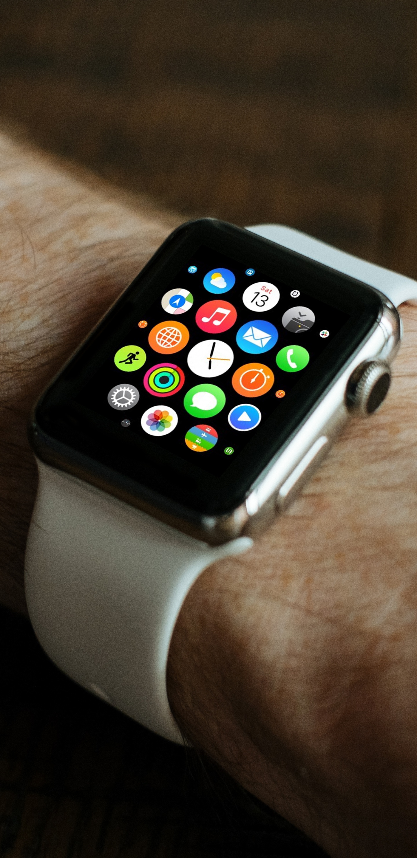 Silver Aluminum Case Apple Watch With White Sport Band. Wallpaper in 1440x2960 Resolution