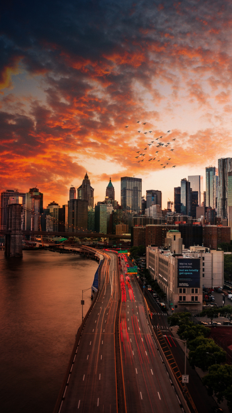 Lower Manhattan, Top of The Rock, Manhattan Bridge, Empire State Building, Cloud. Wallpaper in 750x1334 Resolution