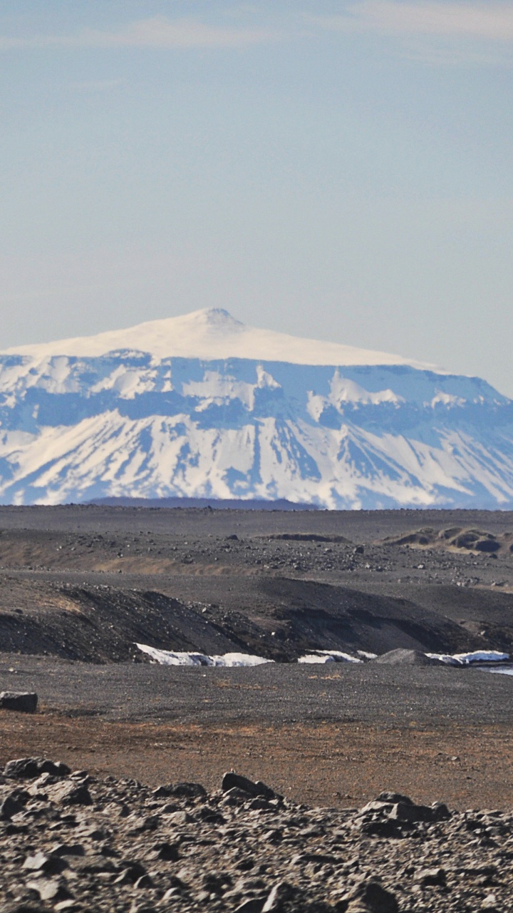 Brown and White Mountain Under White Sky During Daytime. Wallpaper in 720x1280 Resolution