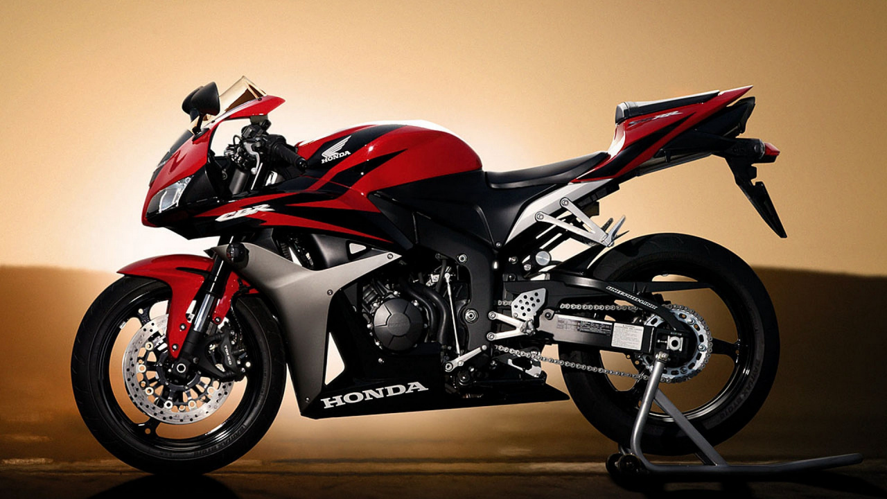 Vélo de Sport Rouge et Noir. Wallpaper in 1280x720 Resolution