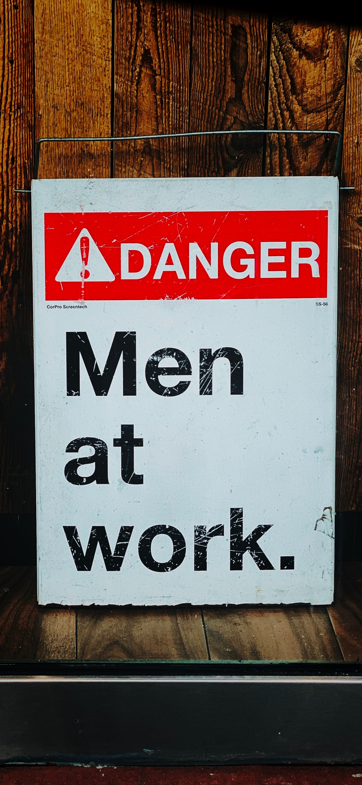 广场, 街道标志, 快餐食品, 标牌, 文本 壁纸 1242x2688 允许