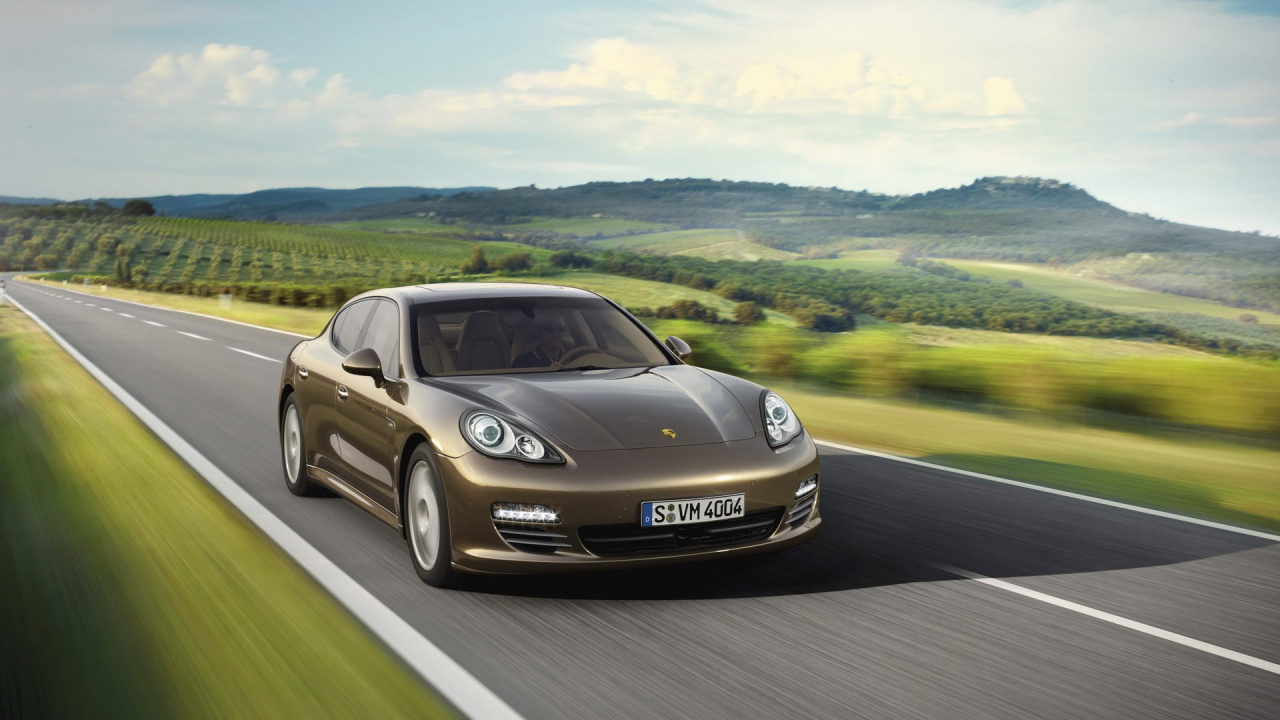 Black Porsche 911 on Road During Daytime. Wallpaper in 1280x720 Resolution