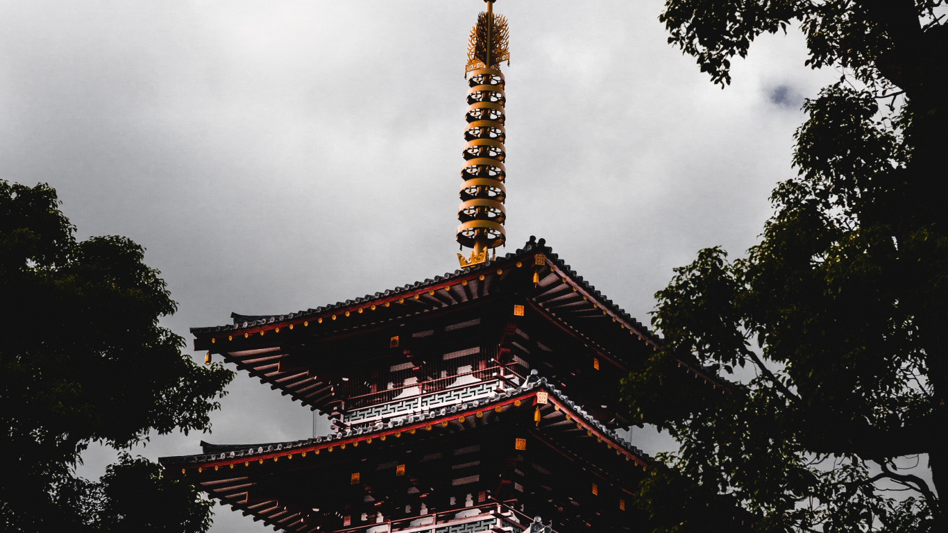 Templo Pagoda Roja y Negra. Wallpaper in 1366x768 Resolution