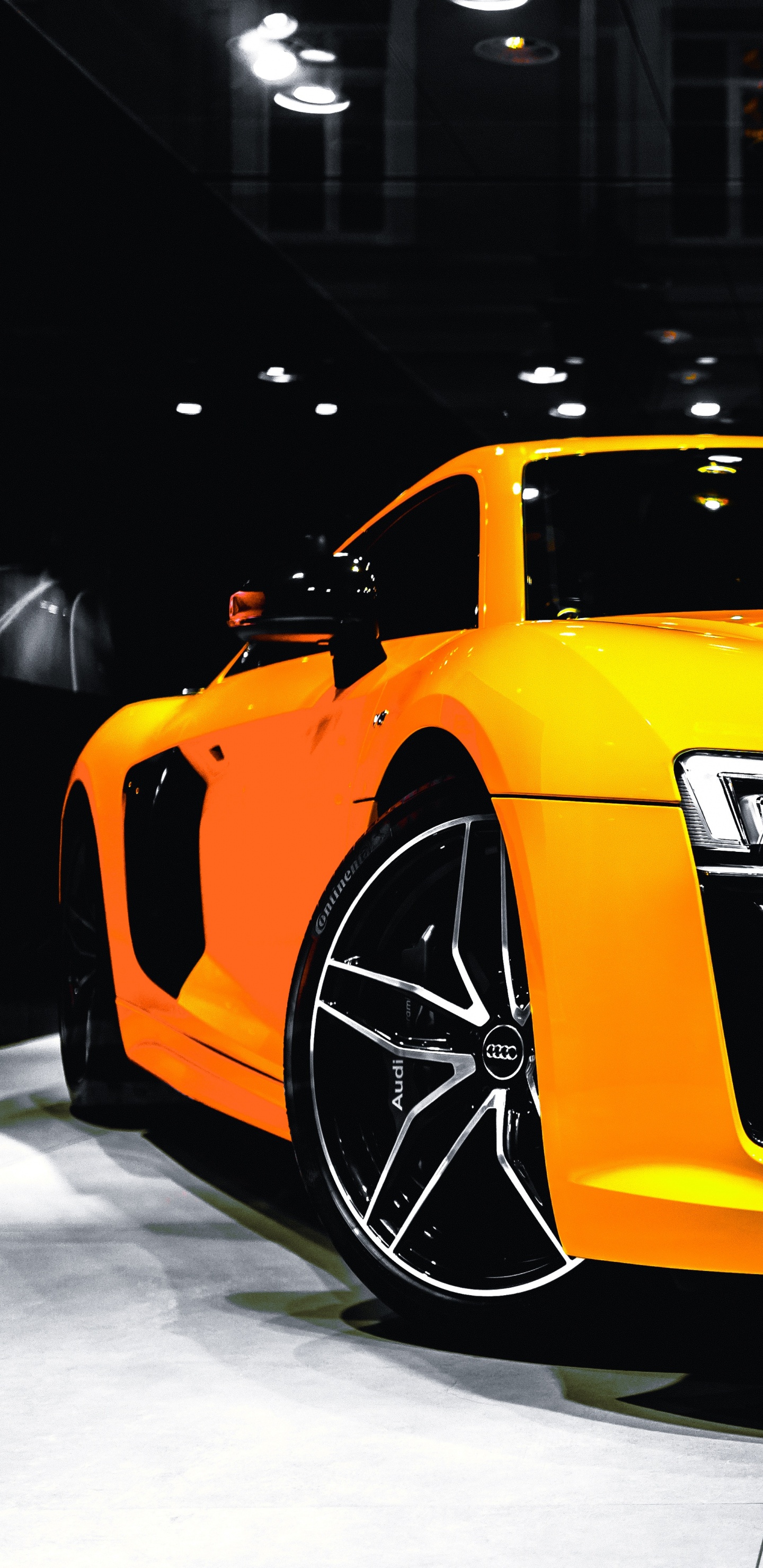 Yellow and Black Porsche 911. Wallpaper in 1440x2960 Resolution