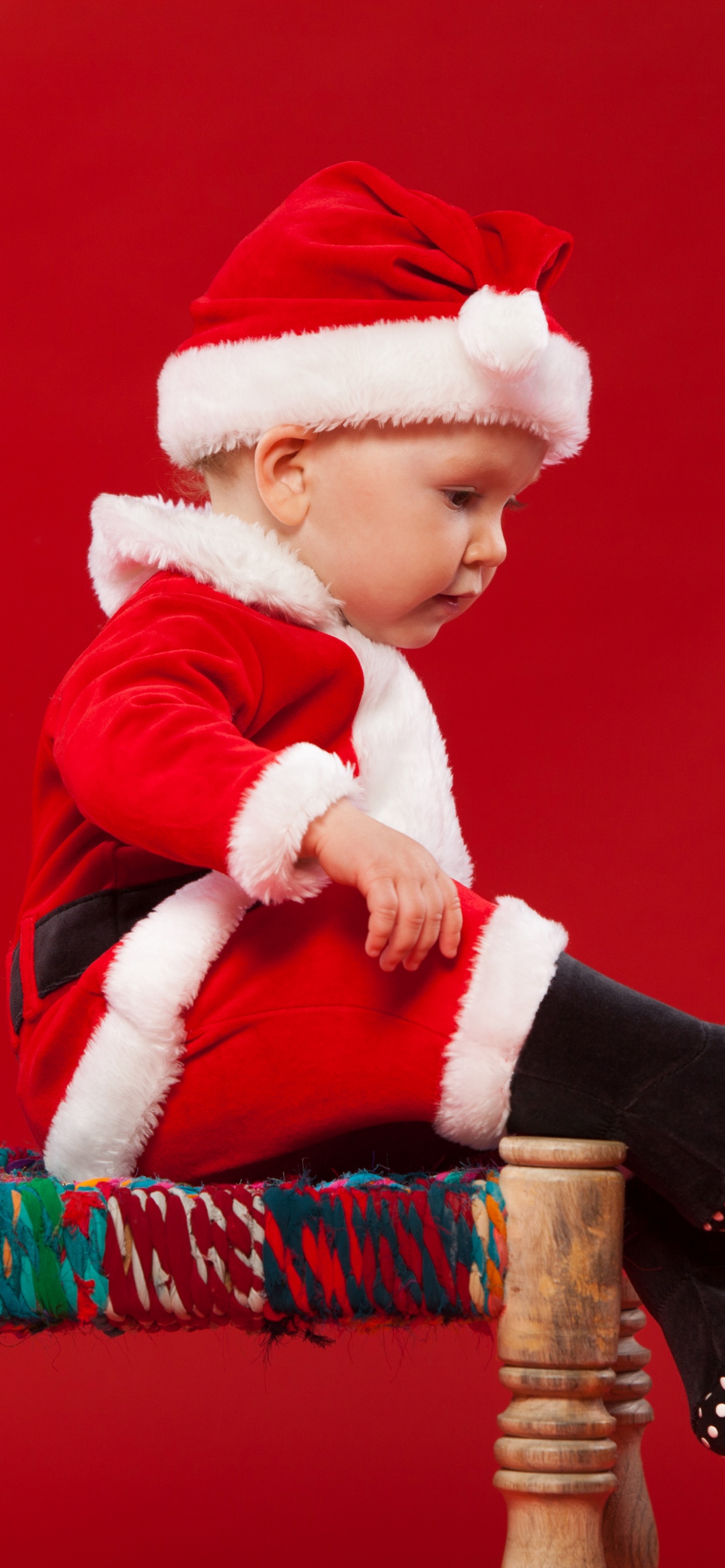 Christmas Day, Santa Claus, New Year, Ded Moroz, Red. Wallpaper in 1242x2688 Resolution