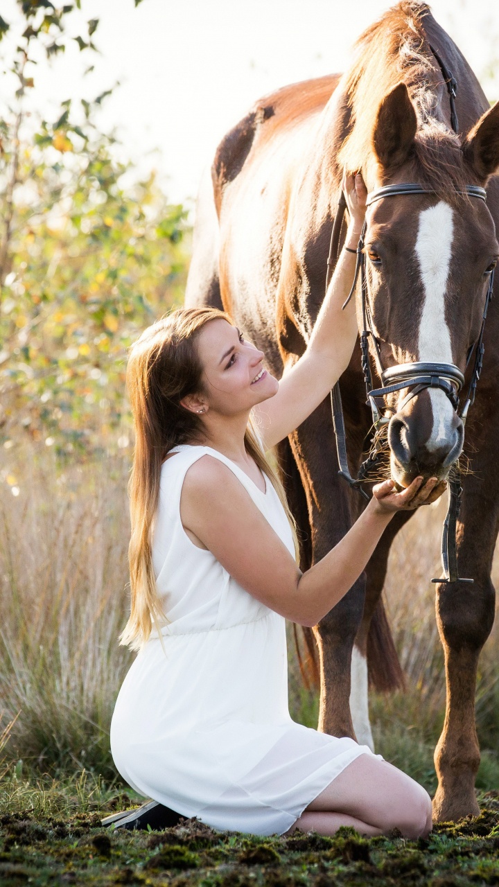 Les Gens Dans la Nature, Heureux, Permanent, Geste. Wallpaper in 720x1280 Resolution