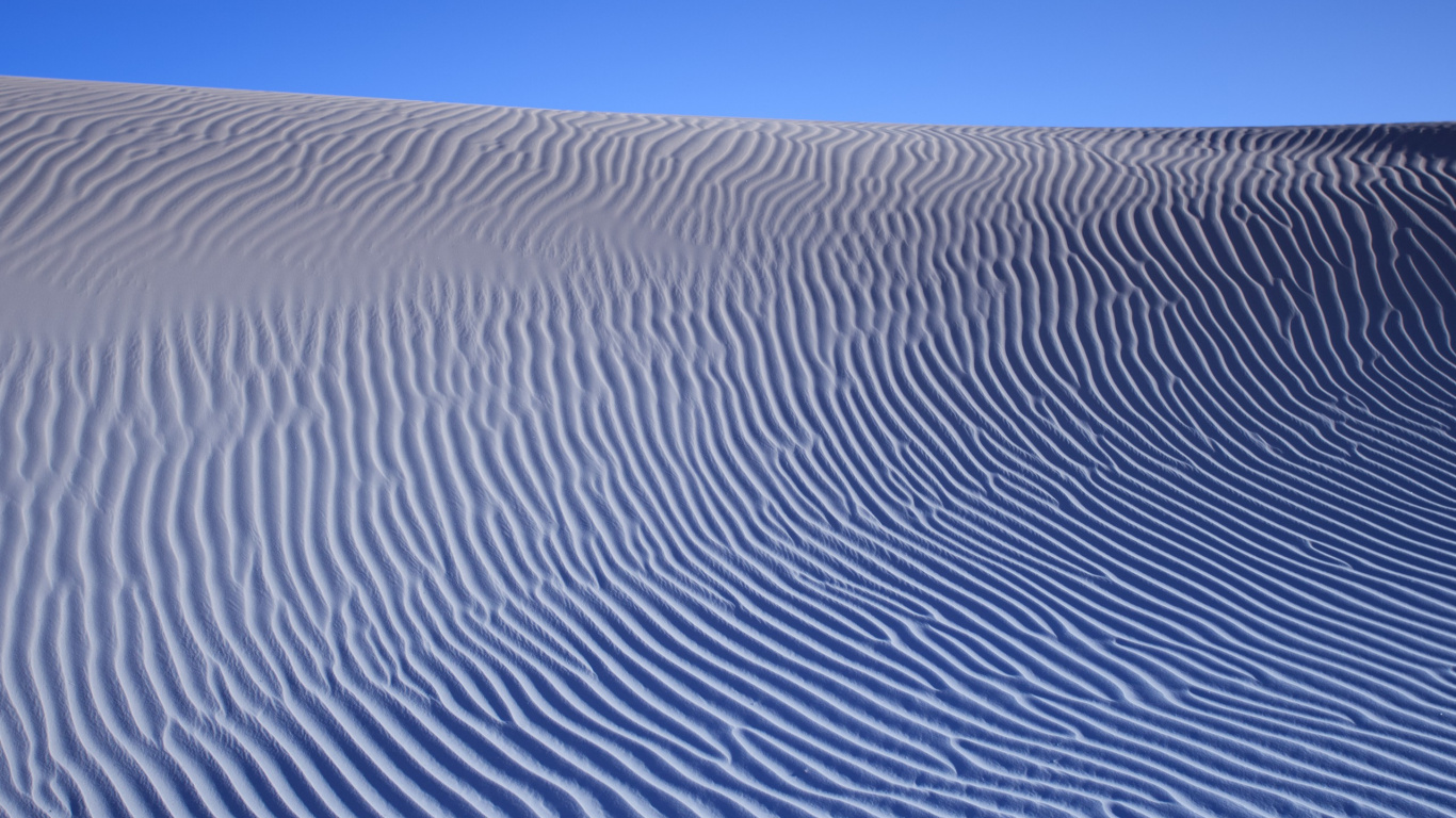 Desert Under Blue Sky During Daytime. Wallpaper in 1366x768 Resolution