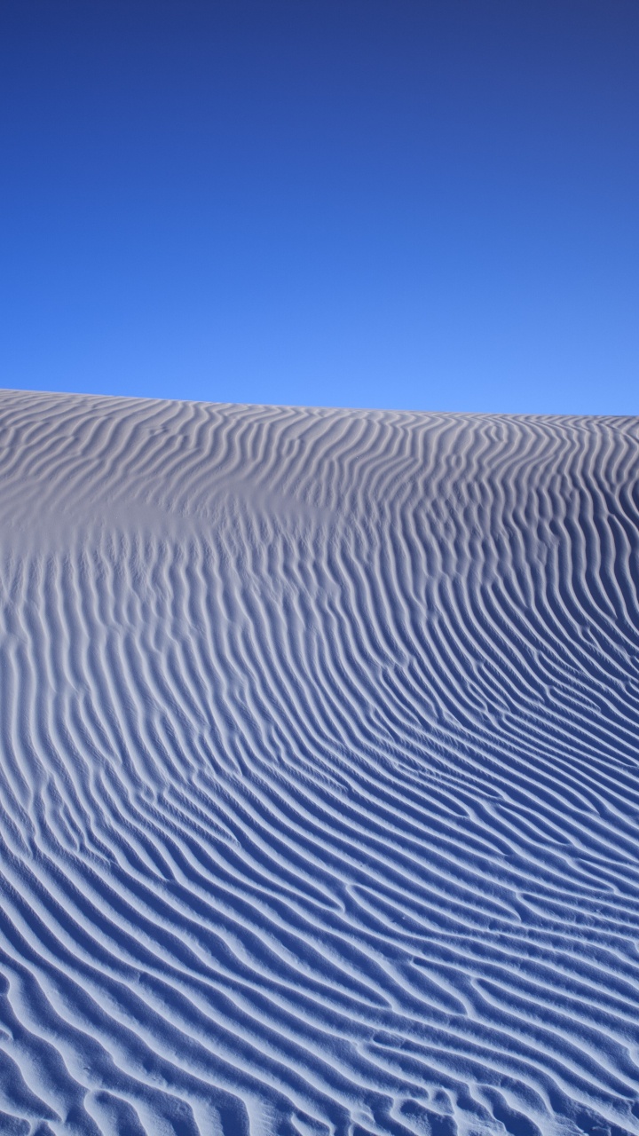 Desert Under Blue Sky During Daytime. Wallpaper in 720x1280 Resolution