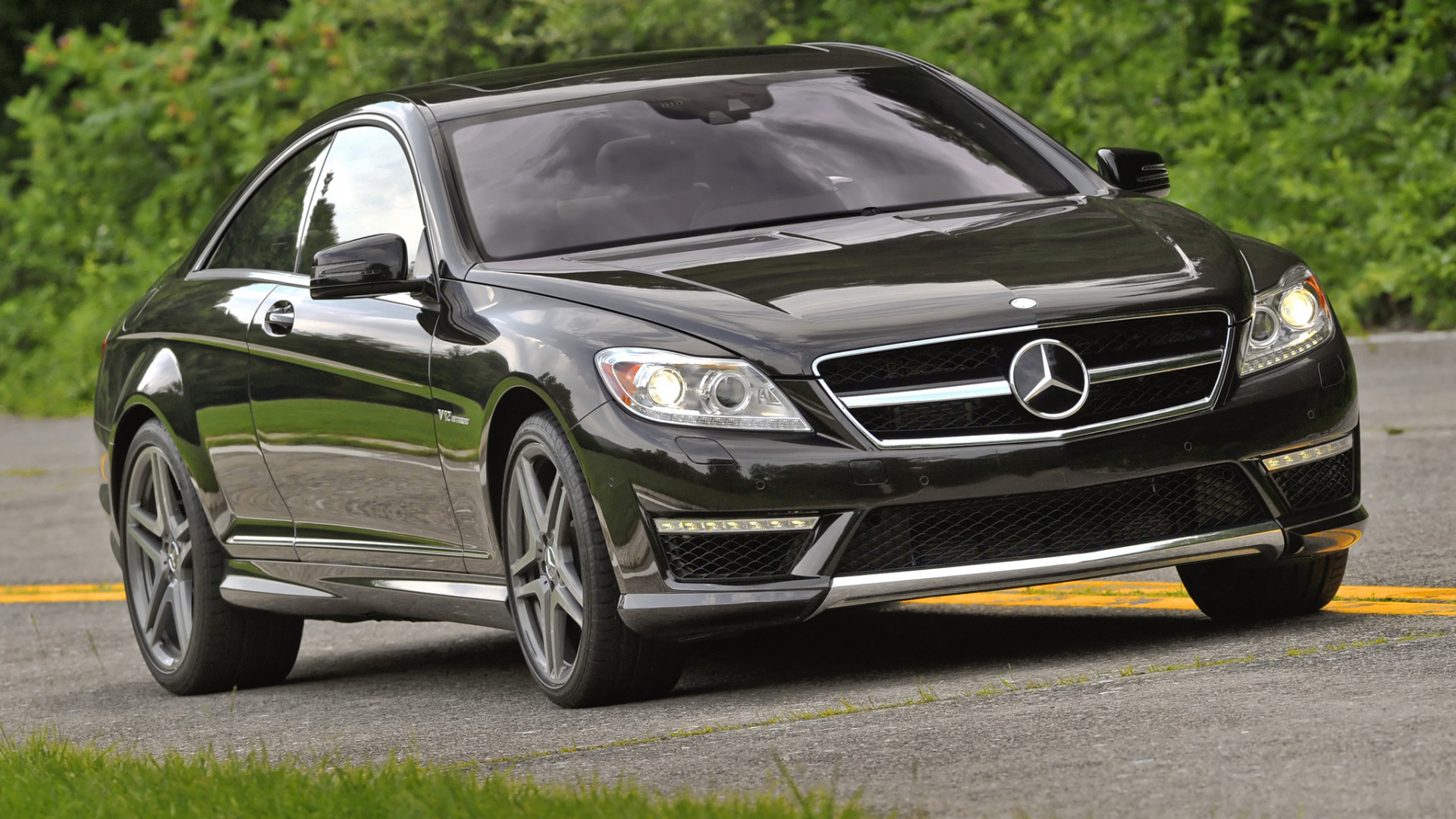 Black Mercedes Benz Coupe on Road During Daytime. Wallpaper in 1920x1080 Resolution