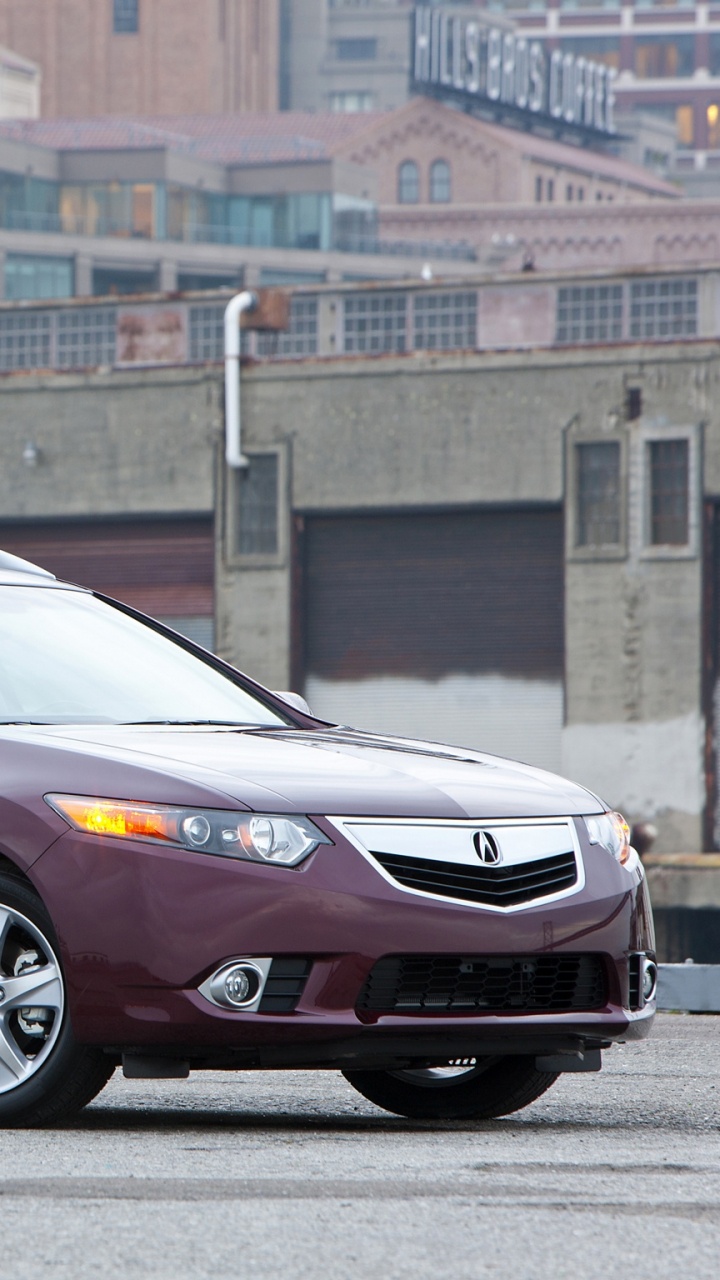 Brown Honda Sedan on Road During Daytime. Wallpaper in 720x1280 Resolution