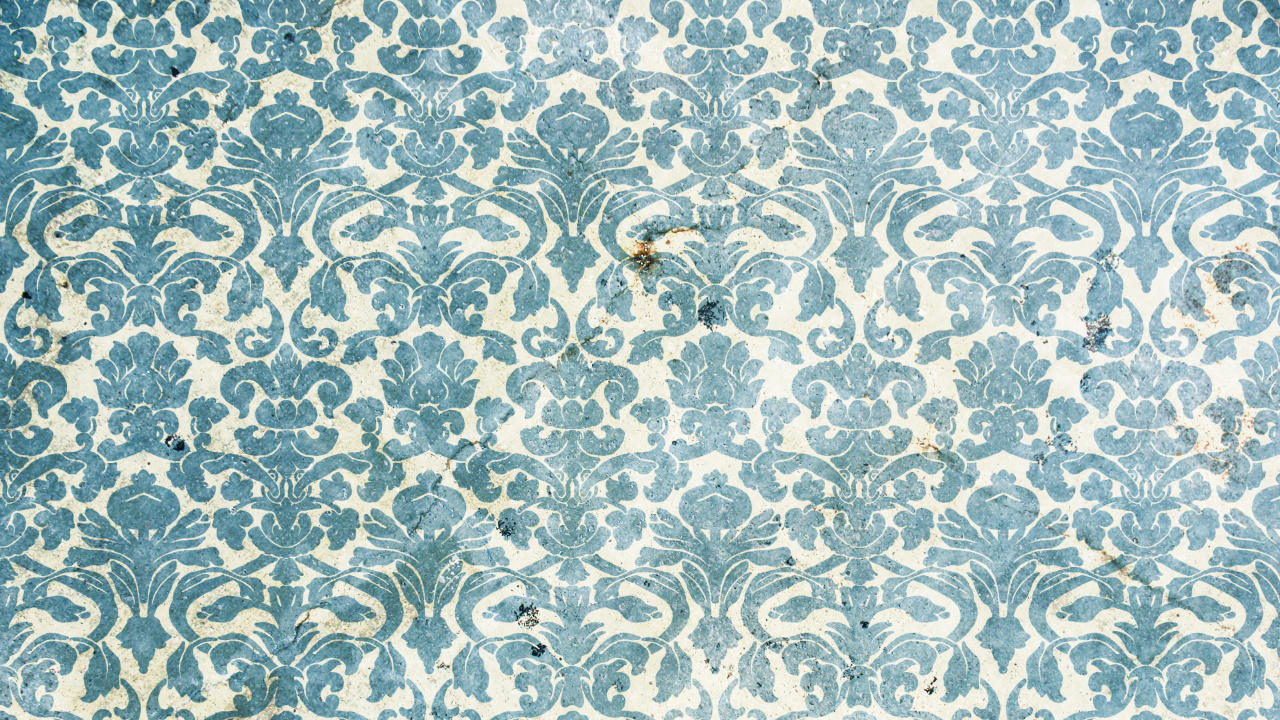 Collar Con Colgante de Oro y Plata. Wallpaper in 1280x720 Resolution