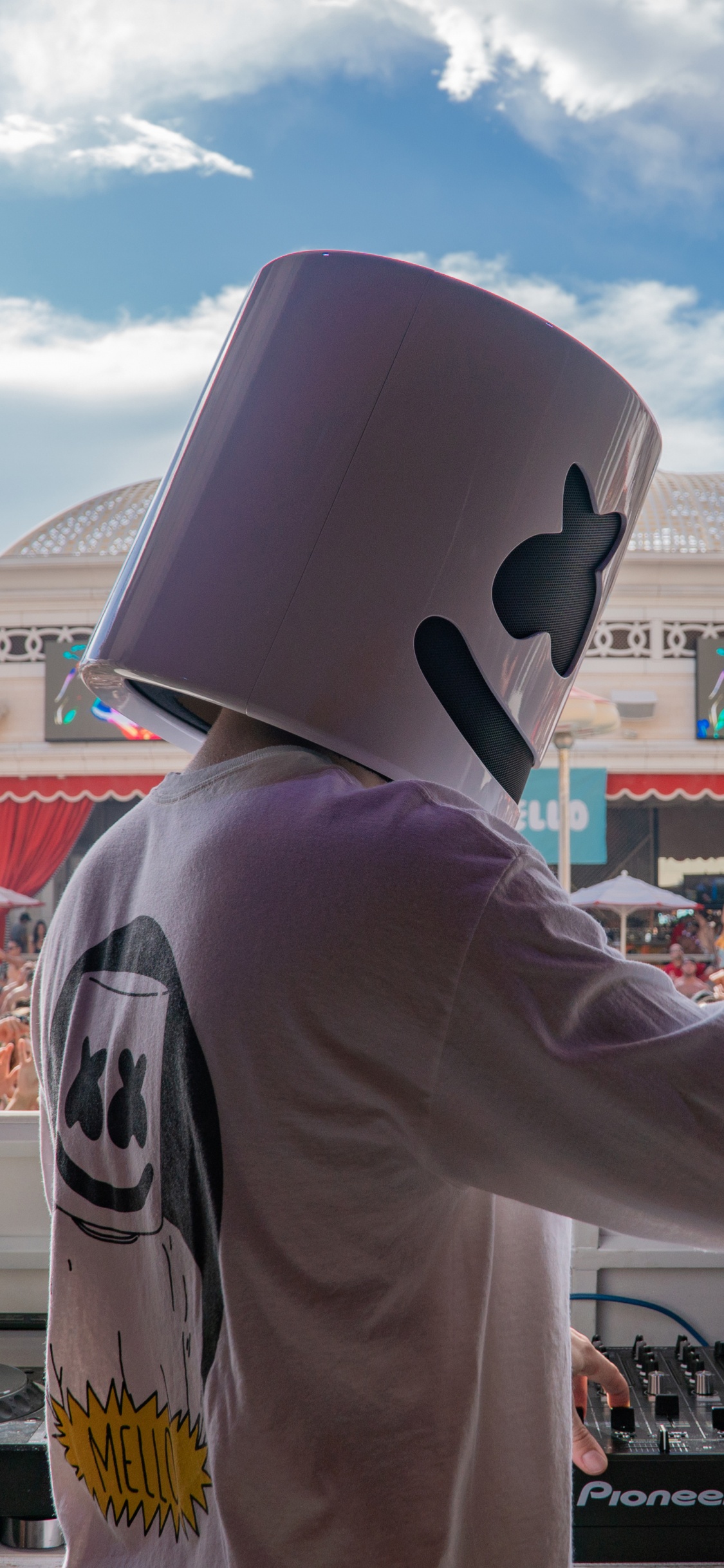 Elektronische Dance-Musik, Urlaub, Tourismus, Reise, Fiktiver Charakter. Wallpaper in 1125x2436 Resolution