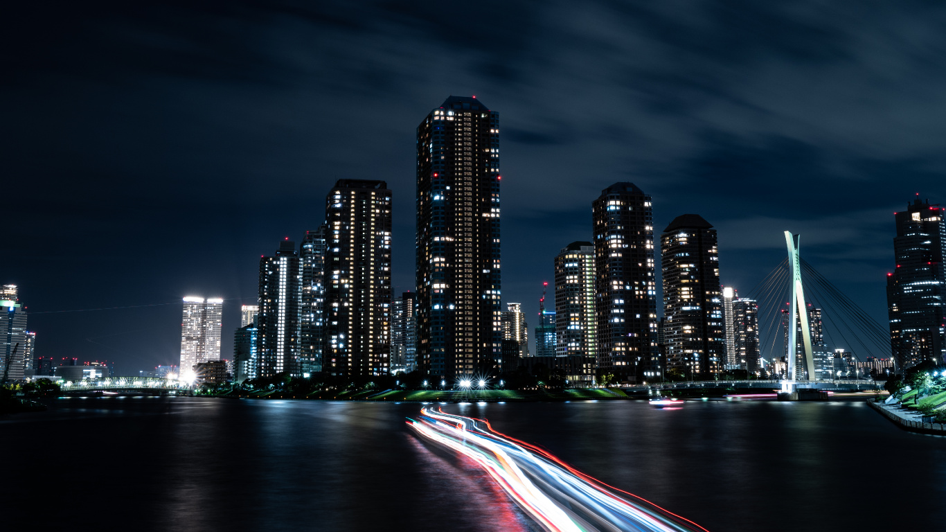 Horizon de la Ville Pendant la Nuit. Wallpaper in 1366x768 Resolution