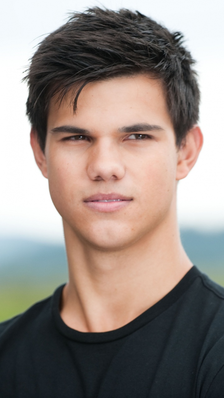 Taylor Lautner, Jacob Black, Twilight, The Twilight Saga, Actor. Wallpaper in 720x1280 Resolution