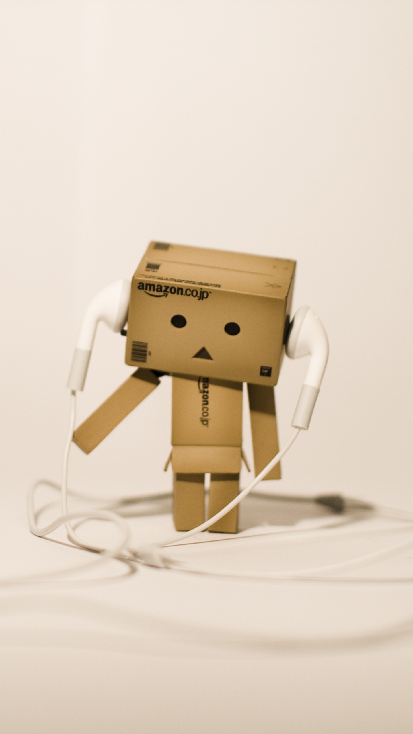 Danbo, Paper, Animation, Cardboard, Illustration. Wallpaper in 1440x2560 Resolution