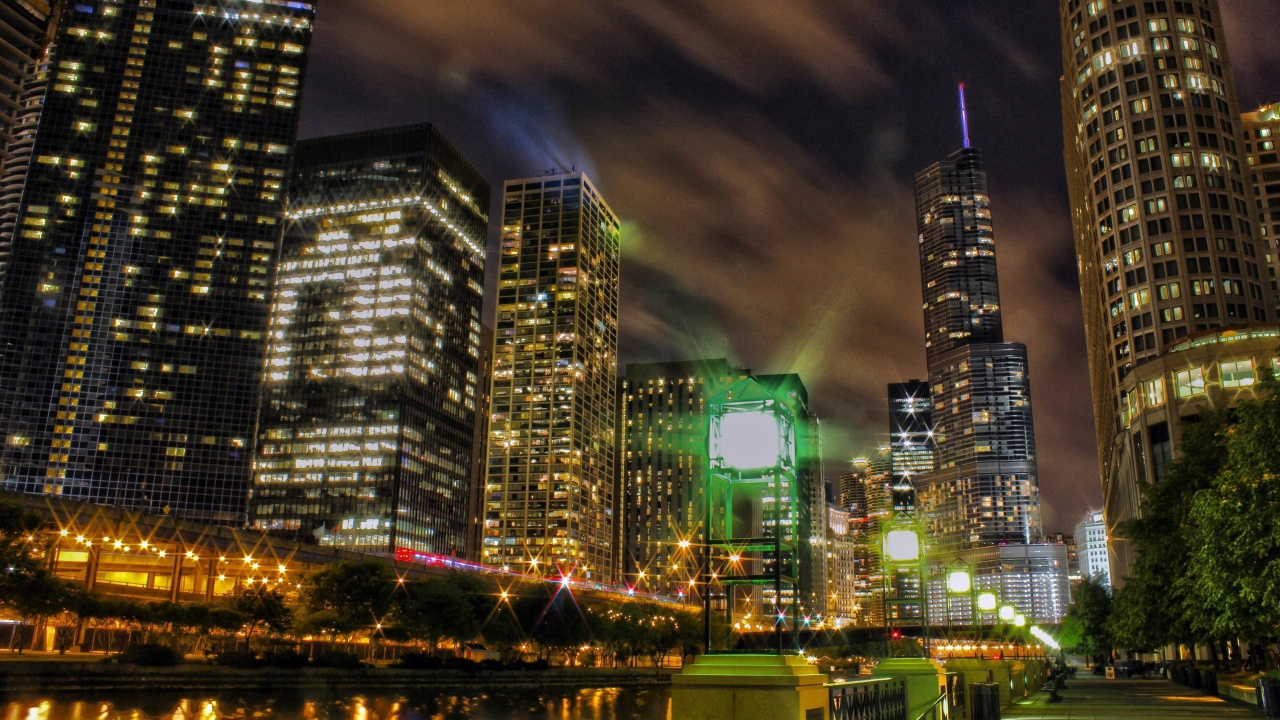 Bâtiments de la Ville Pendant la Nuit. Wallpaper in 1280x720 Resolution