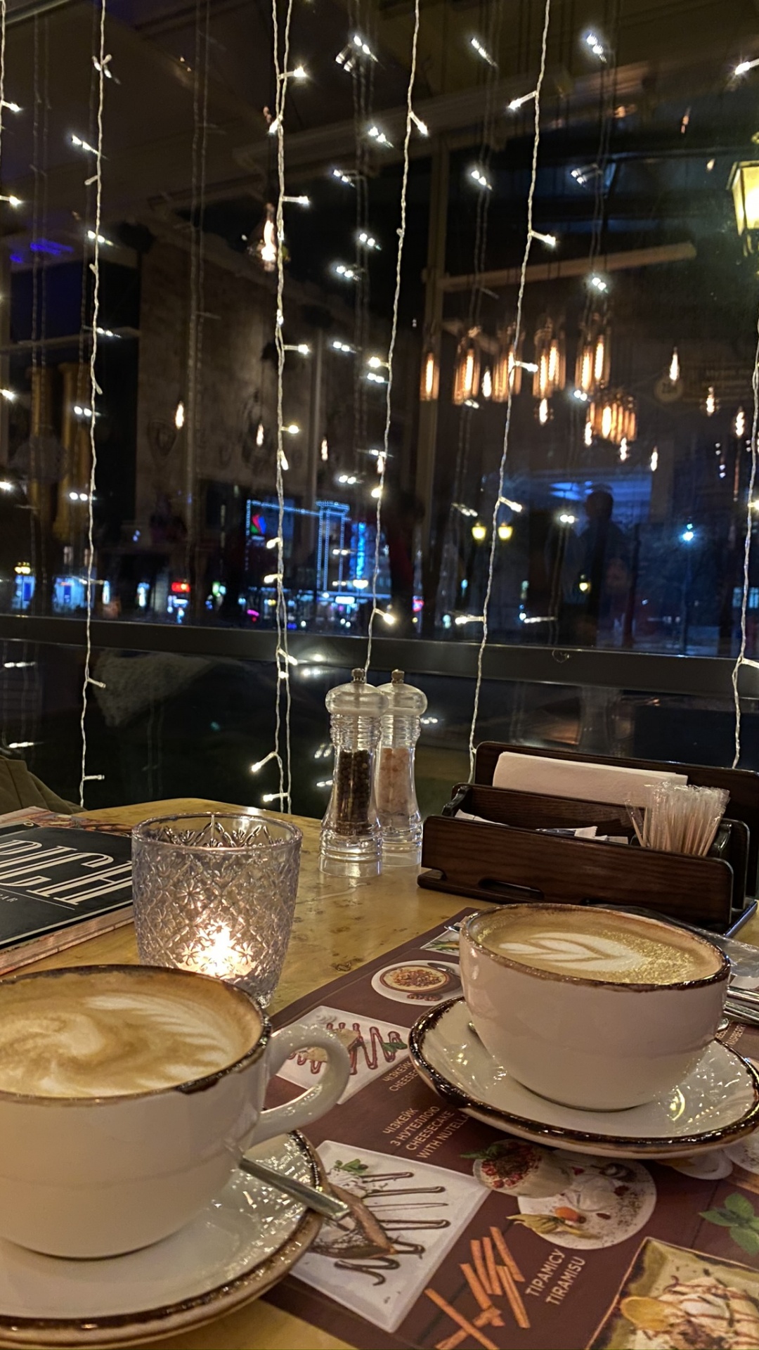 咖啡馆, 咖啡杯, 器皿, 饮具, 茶杯 壁纸 1080x1920 允许