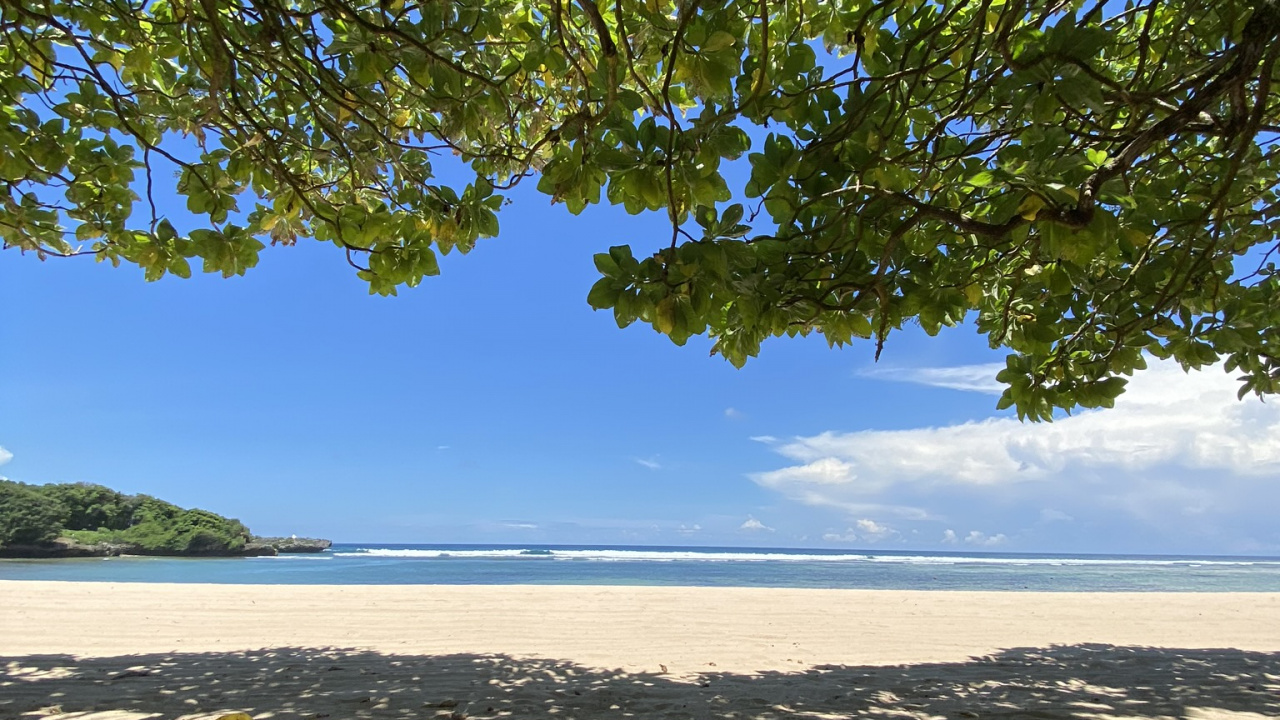 Water, Landscape, Sunlight, Sand, Beach. Wallpaper in 1280x720 Resolution