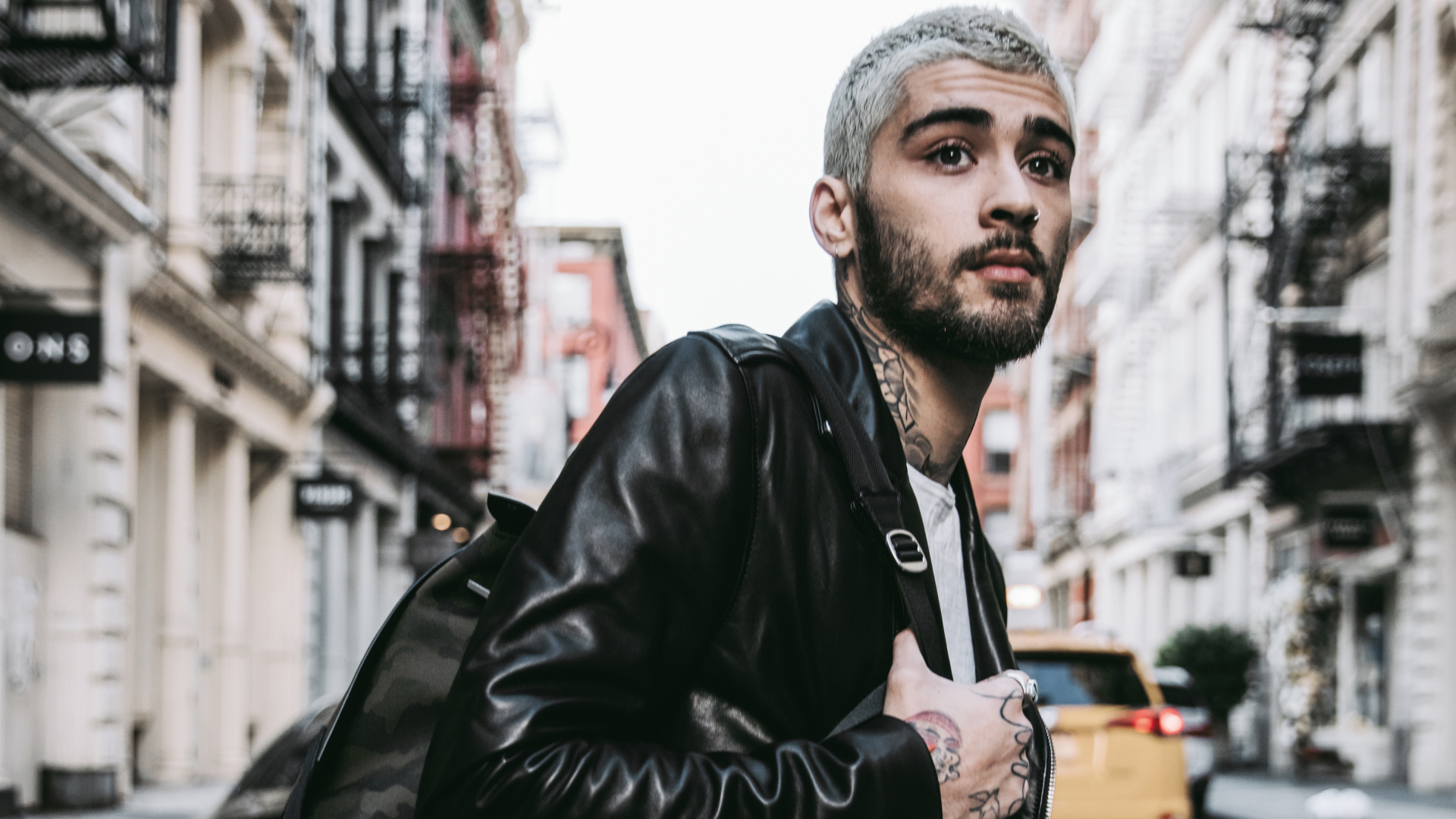 Zayn Malik, One Direction, The Kooples, Street Fashion, Jacket. Wallpaper in 1920x1080 Resolution