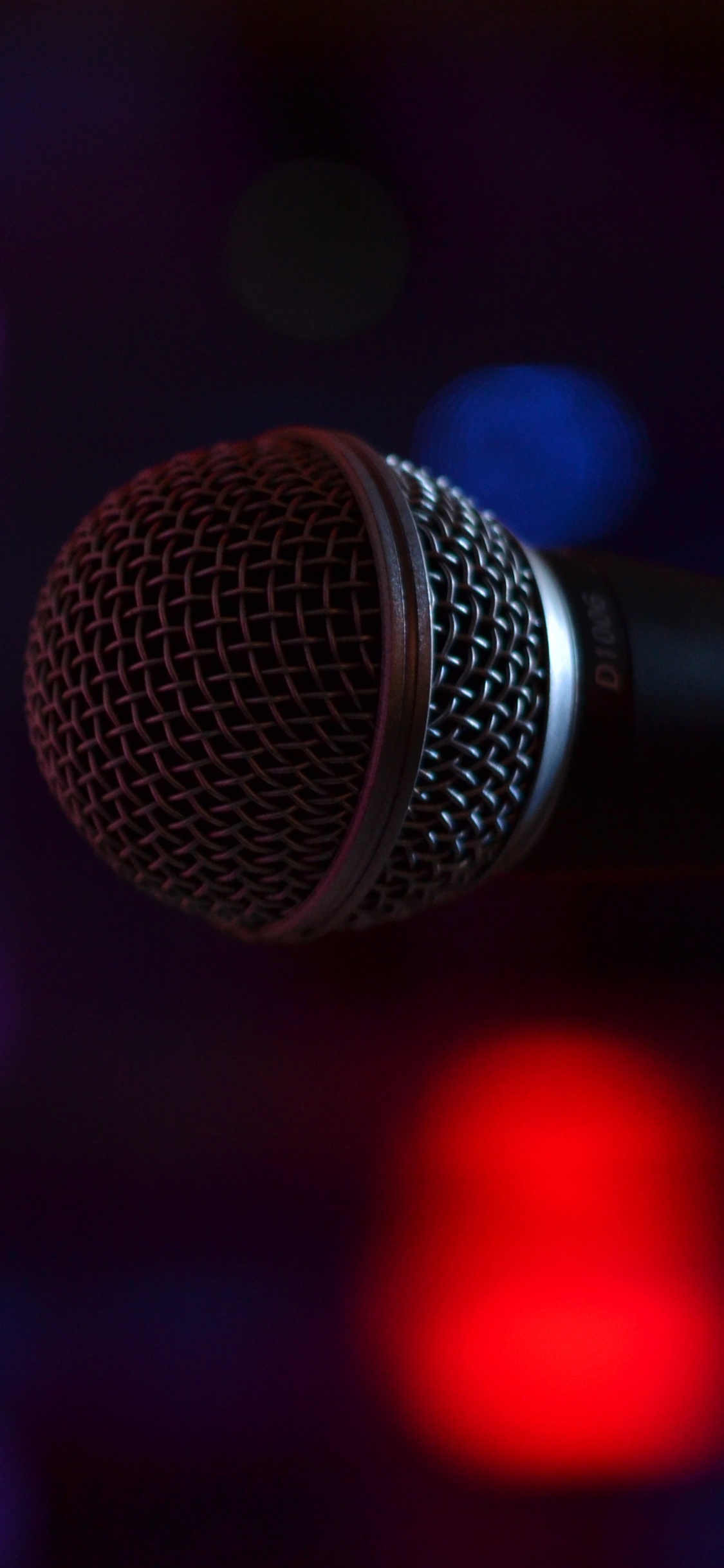 Microphone, Pied de Microphone, L'équipement Audio, Violette, Lumière. Wallpaper in 1125x2436 Resolution