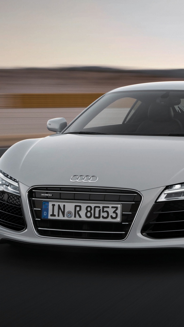 Audi r 8 Negro en la Carretera Durante el Día. Wallpaper in 720x1280 Resolution