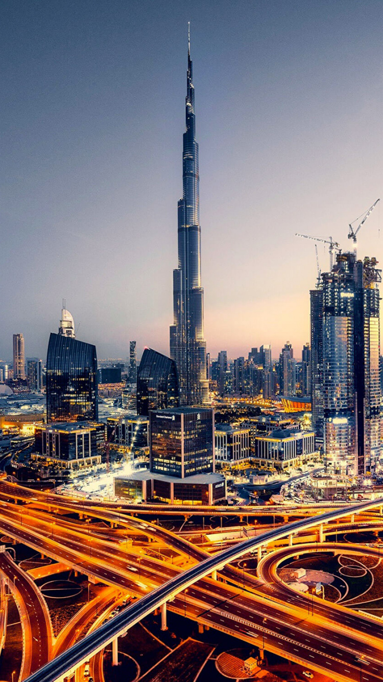 Time Lapse Photography of City During Night Time. Wallpaper in 750x1334 Resolution