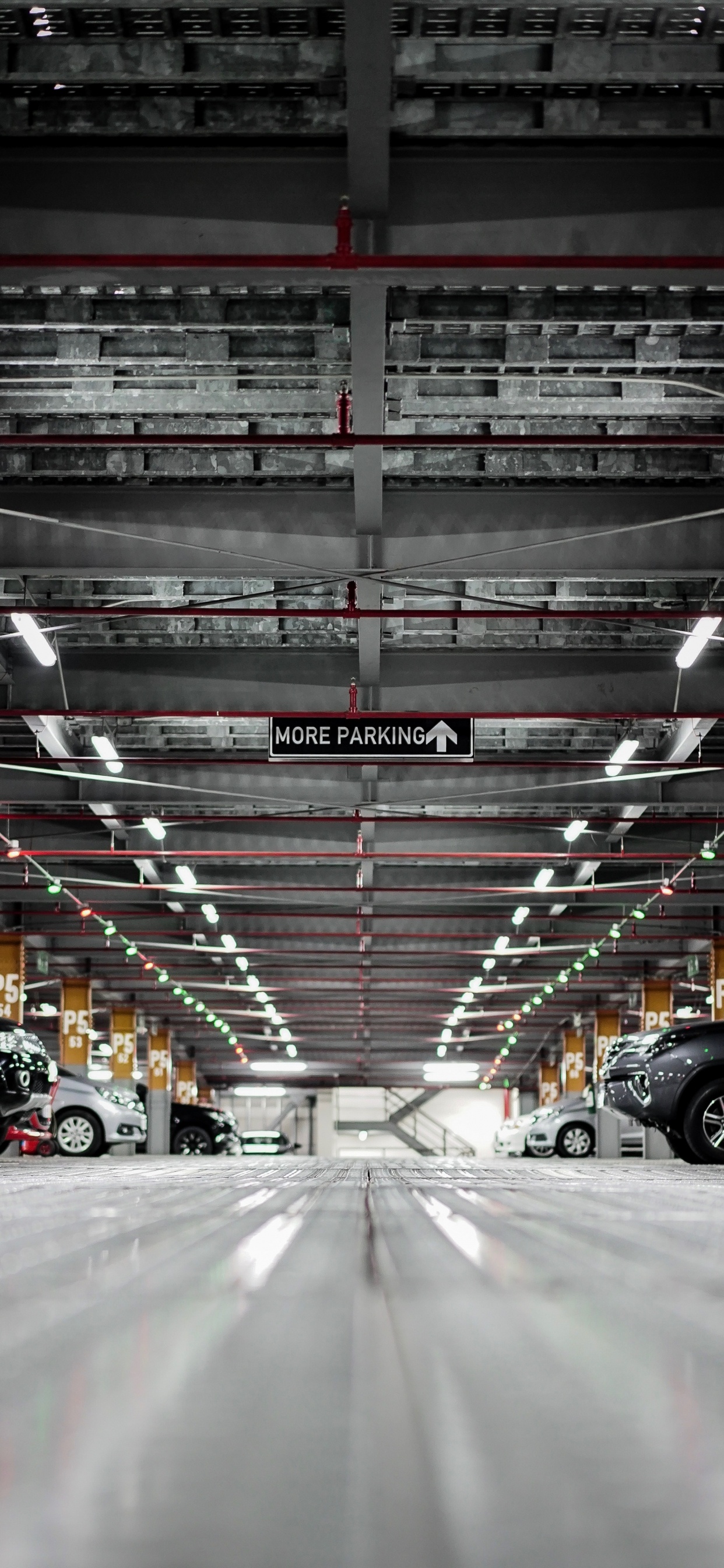 停车场, 对称, 天花板, 建筑, 光束 壁纸 1242x2688 允许