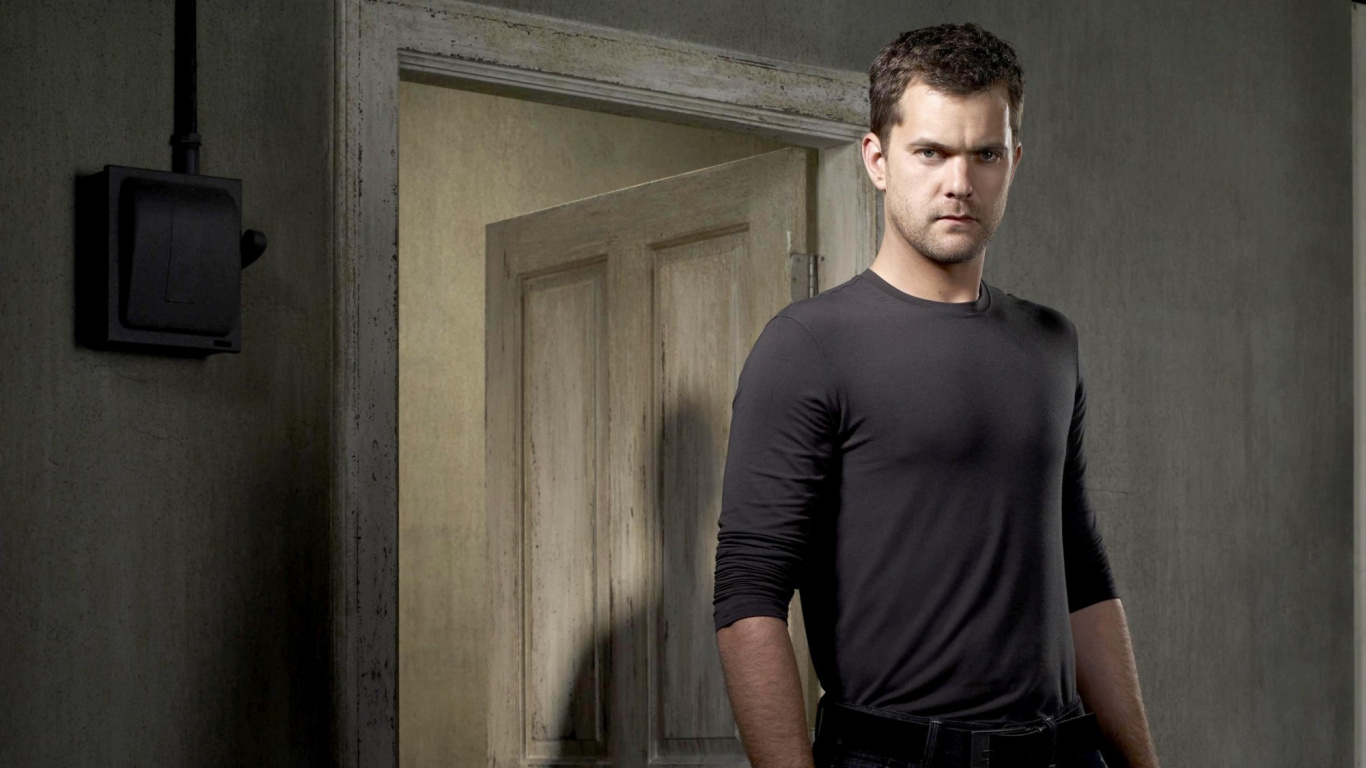 Joshua Jackson, Fringe, Peter Bishop, Walter Bishop, Neck. Wallpaper in 1366x768 Resolution