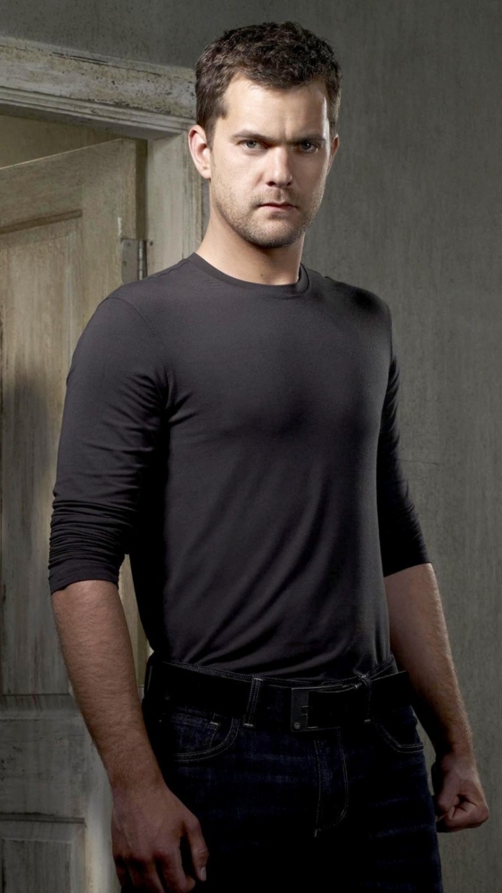 Joshua Jackson, Franja, Peter Bishop, Walter Bishop, Cuello. Wallpaper in 720x1280 Resolution