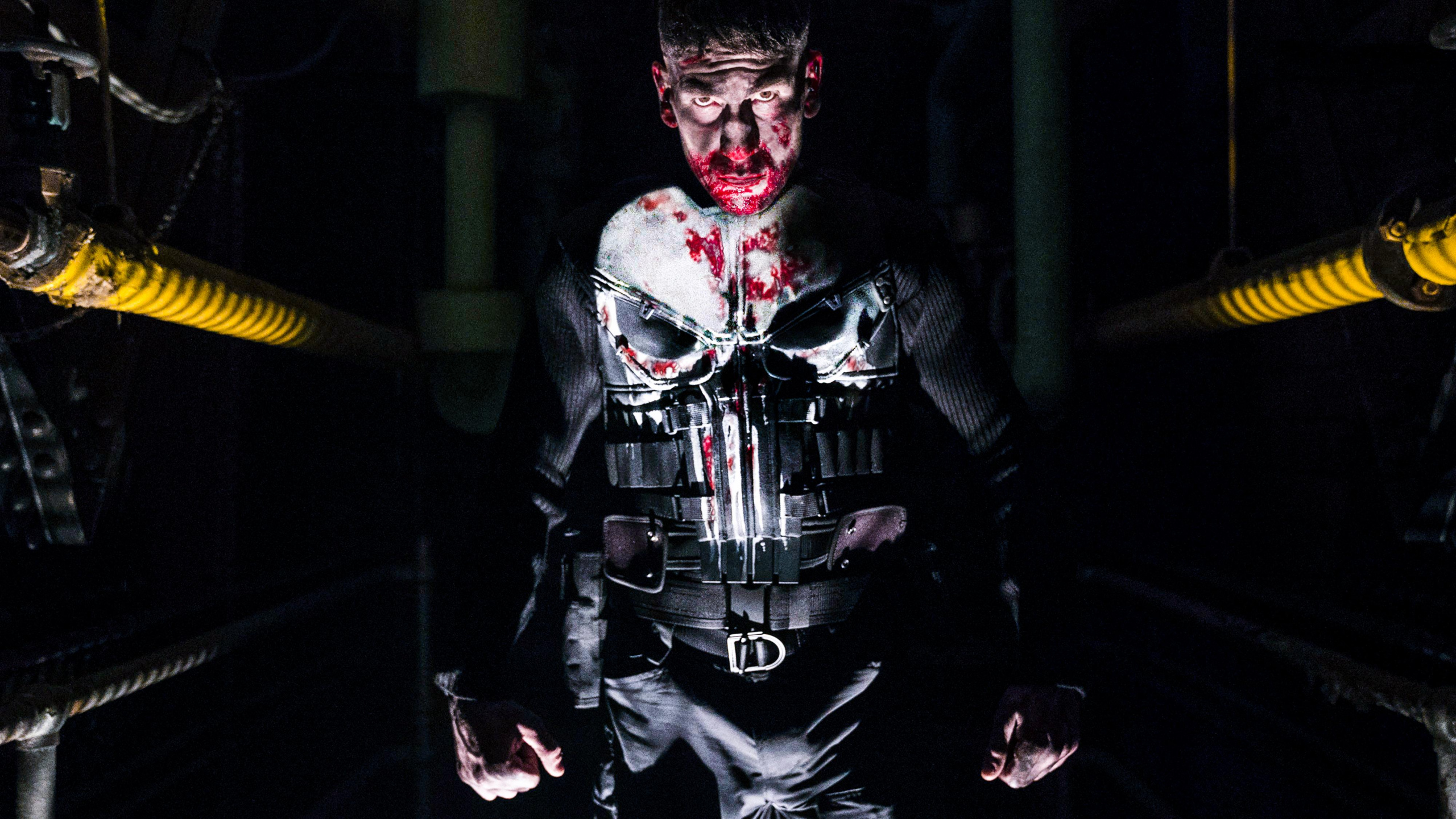 Homme en Costume Noir et Blanc. Wallpaper in 2560x1440 Resolution