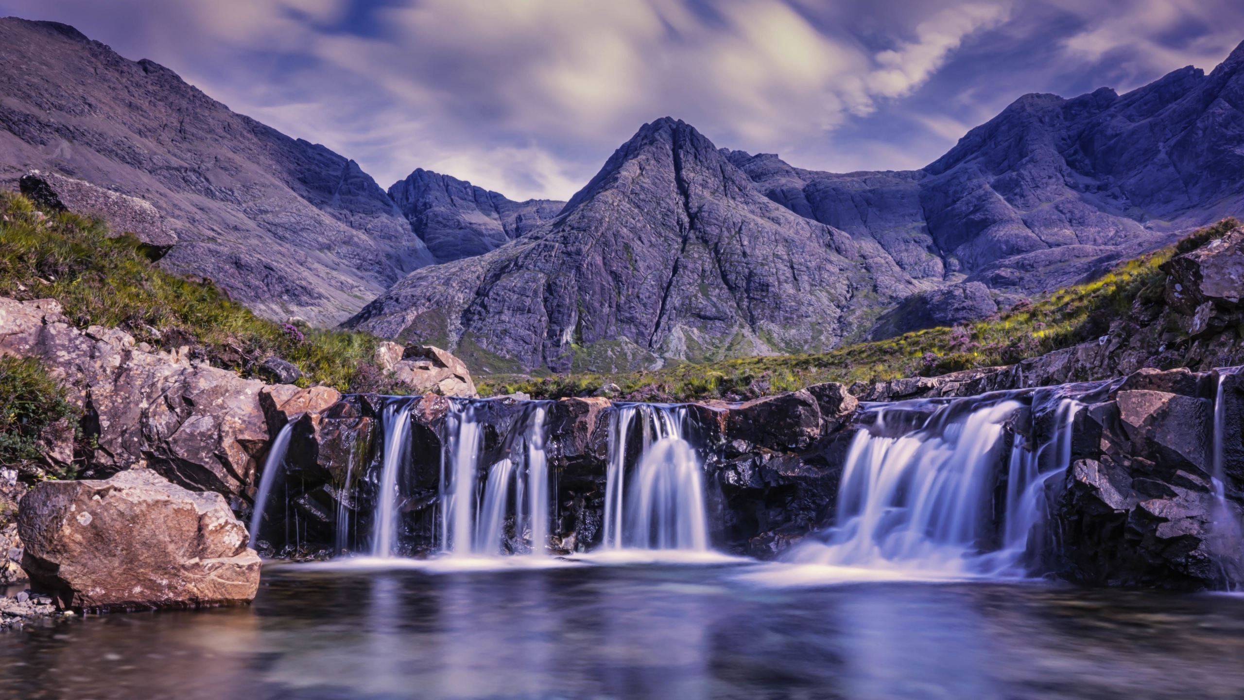 Waterfalls Near Mountain Under Cloudy Sky During Daytime. Wallpaper in 2560x1440 Resolution