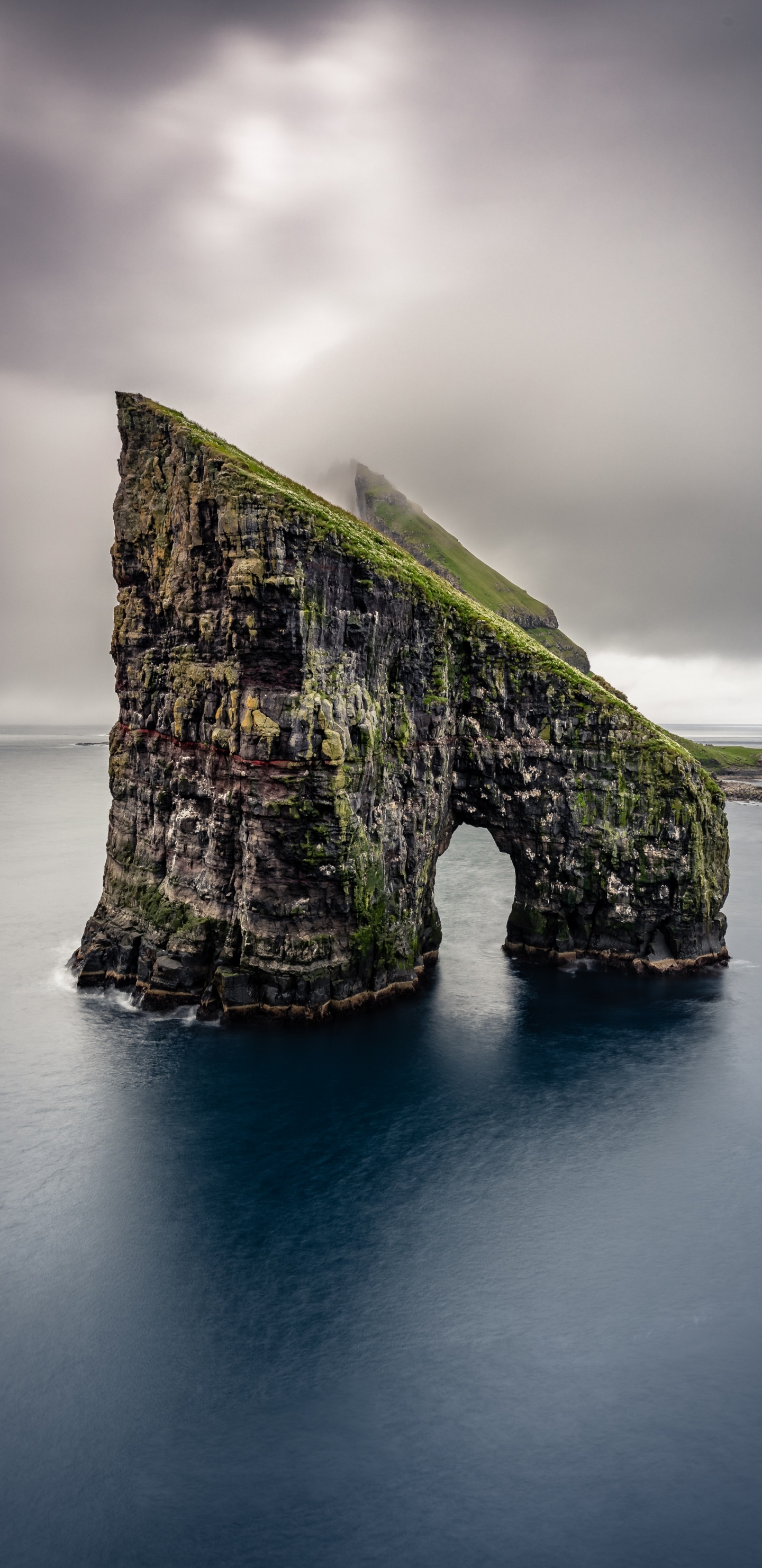 Aussichtspunkt South Cliffs of Moher, Klippen Von Moher, Insel, Meer, Cloud. Wallpaper in 1440x2960 Resolution