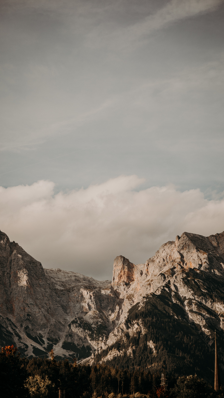 Maria Alm Kirche, Bergkette, Bergigen Landschaftsformen, Cloud, Alpen. Wallpaper in 750x1334 Resolution
