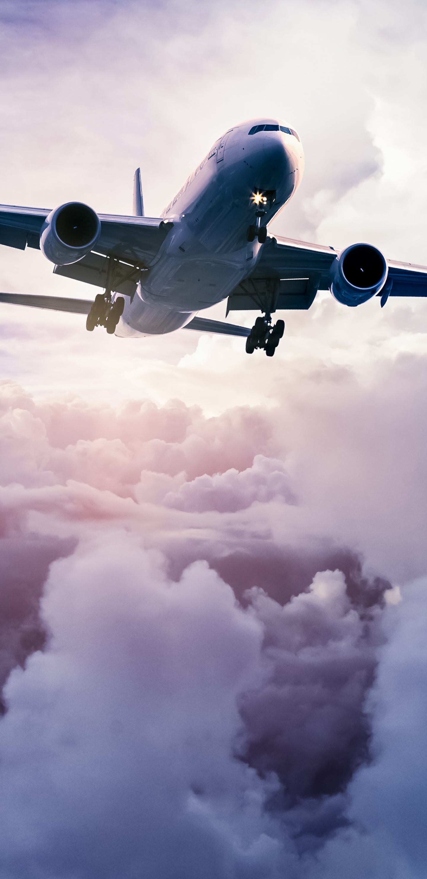 Avion Blanc et Bleu Volant Dans le Ciel. Wallpaper in 1440x2960 Resolution